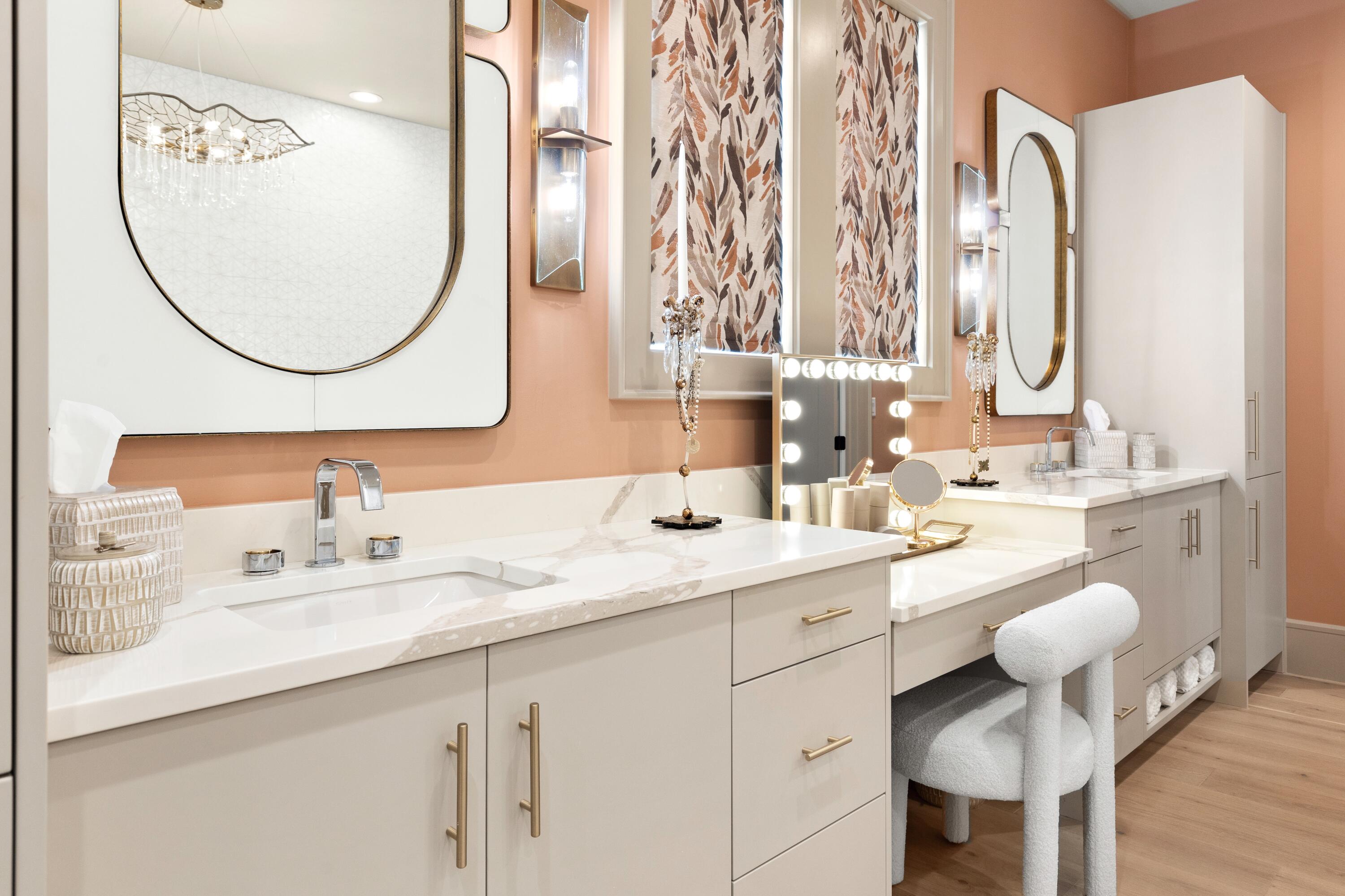 REGATTA BAY - Residential
