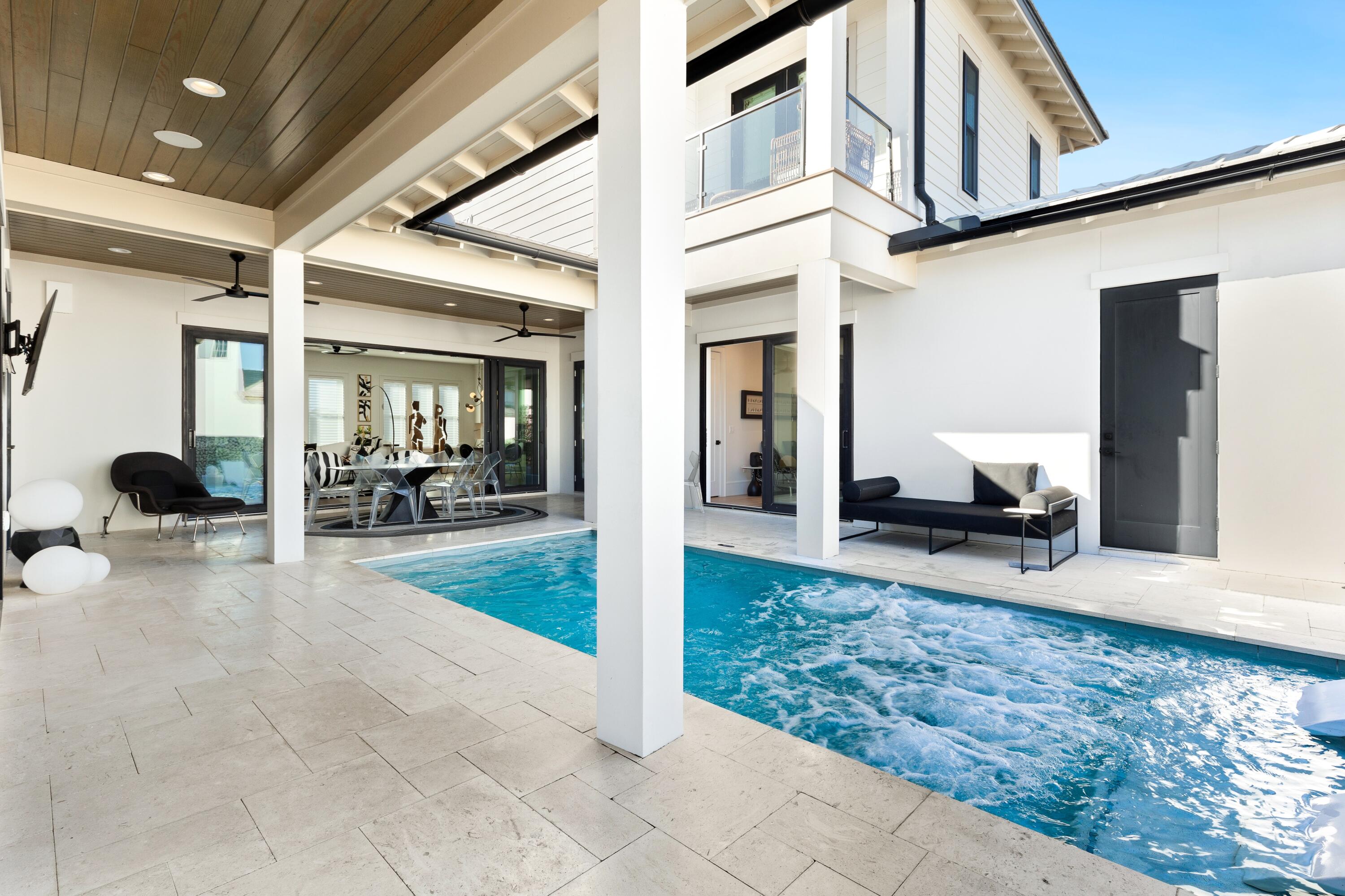 REGATTA BAY - Residential