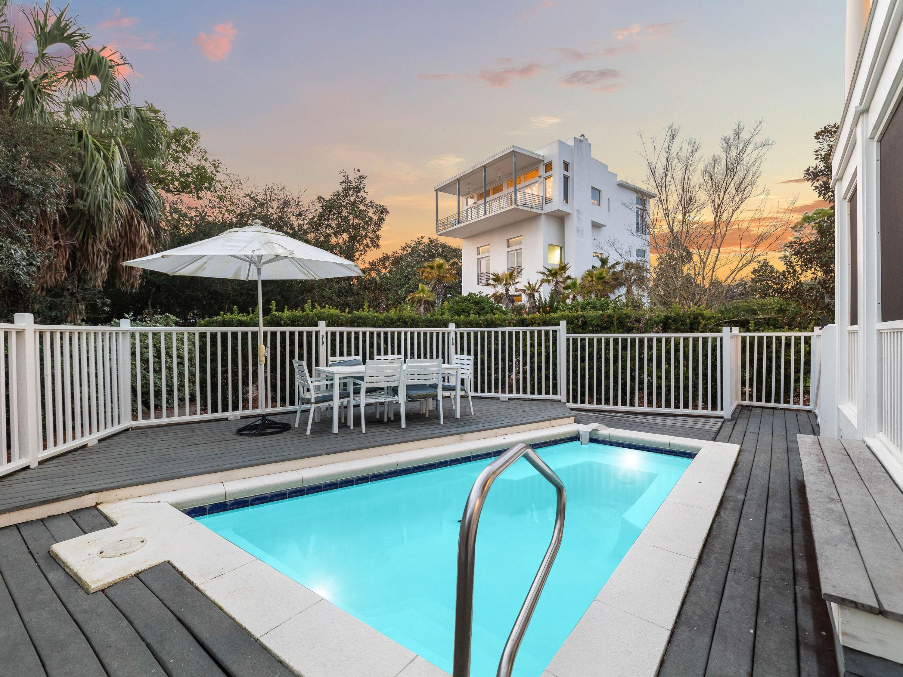 PARADISE TOO - Residential