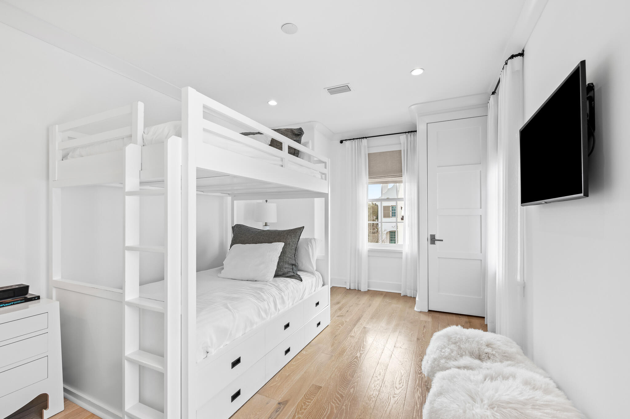 ALYS BEACH - Residential