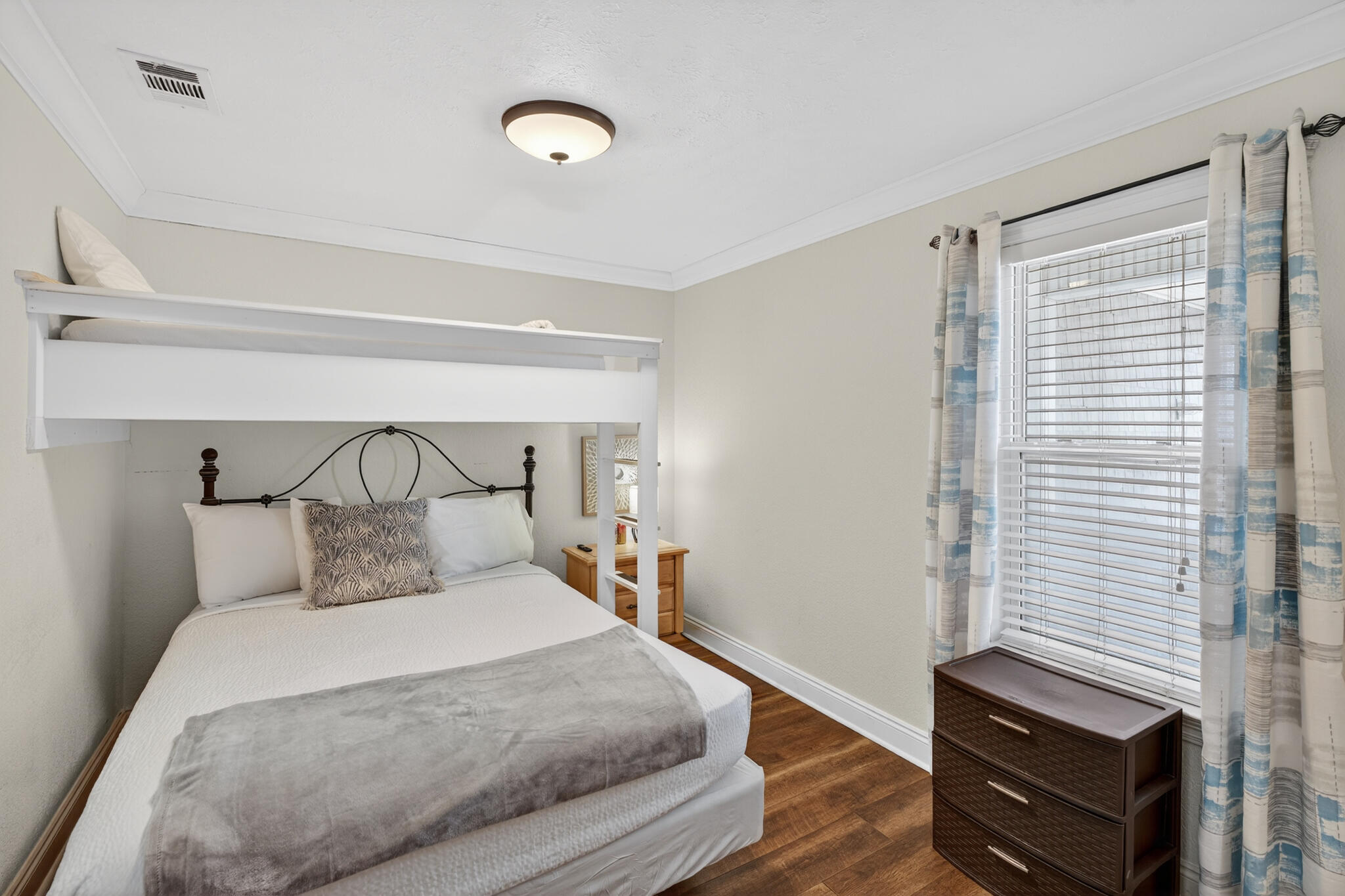 HERMITAGE CONDOMINIUM - Residential