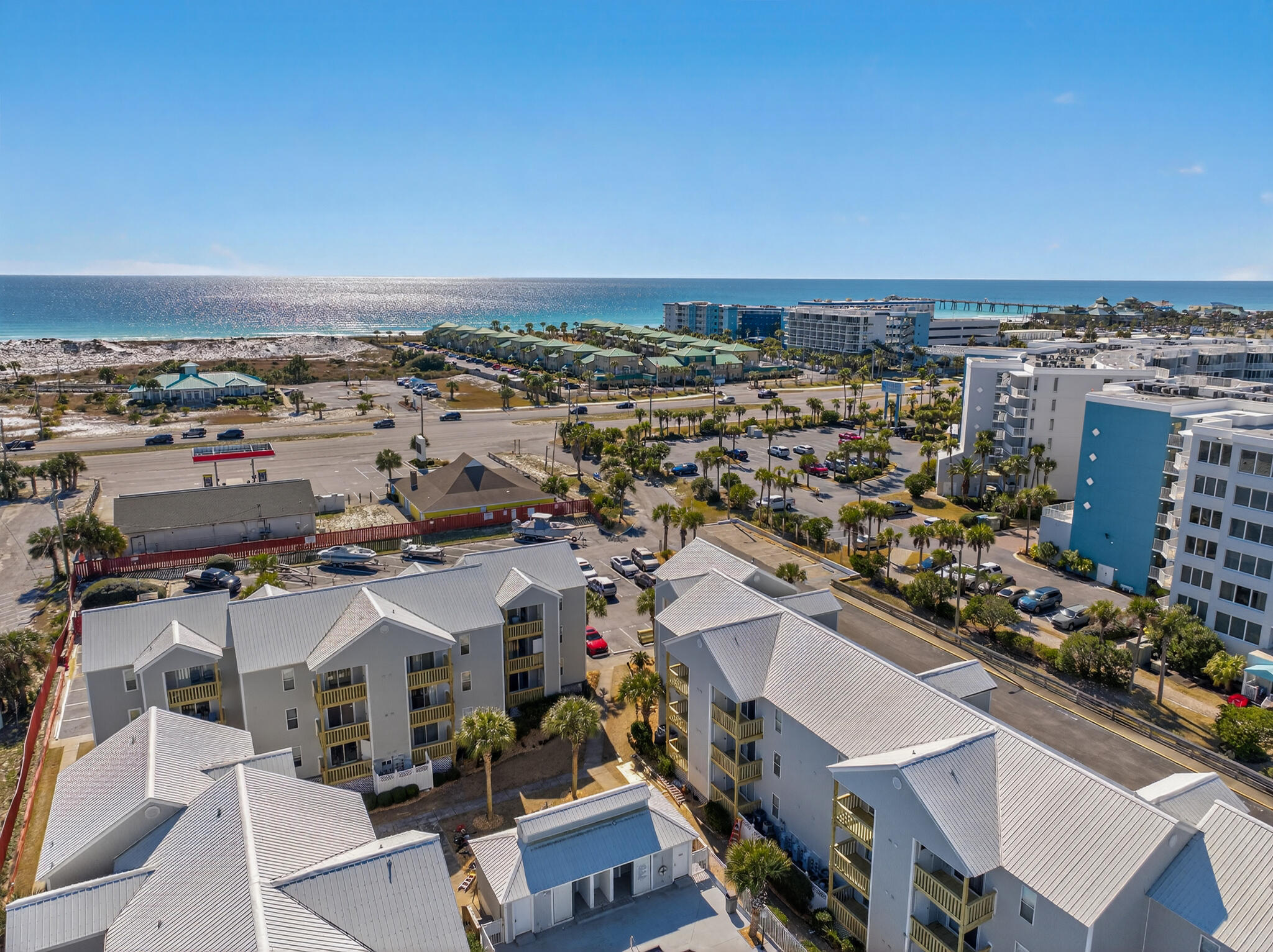 HERMITAGE CONDOMINIUM - Residential