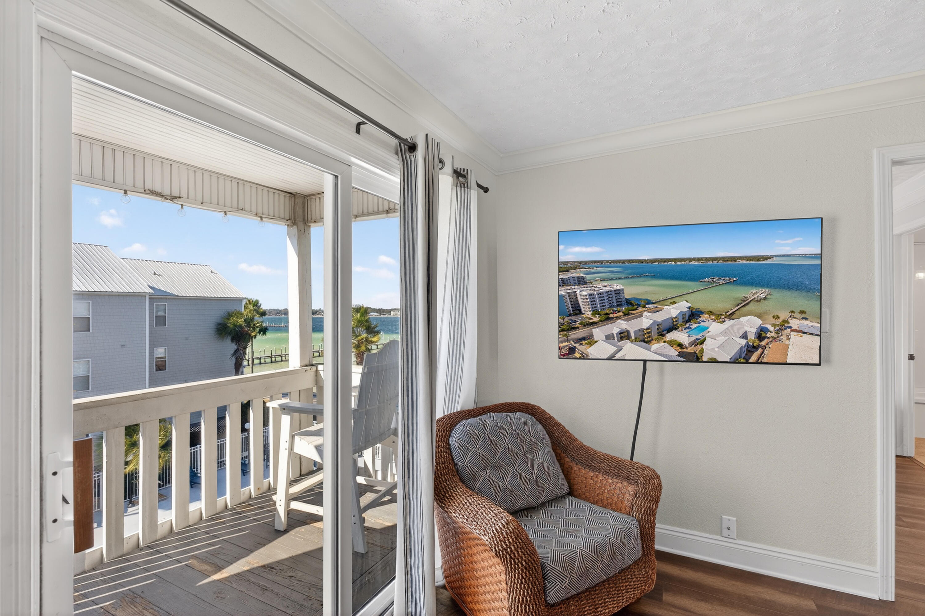 HERMITAGE CONDOMINIUM - Residential