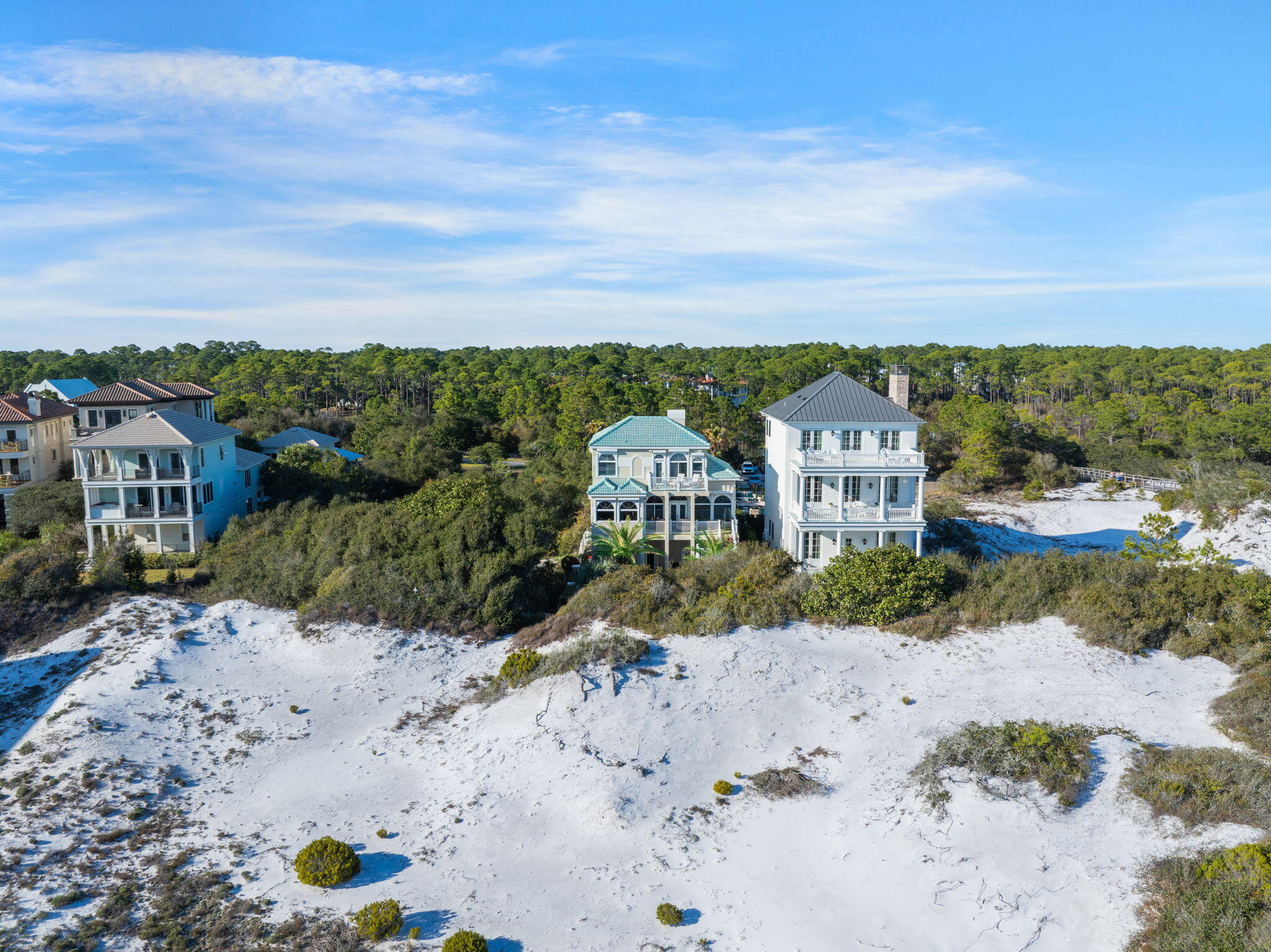 SECLUSION DUNES - Residential