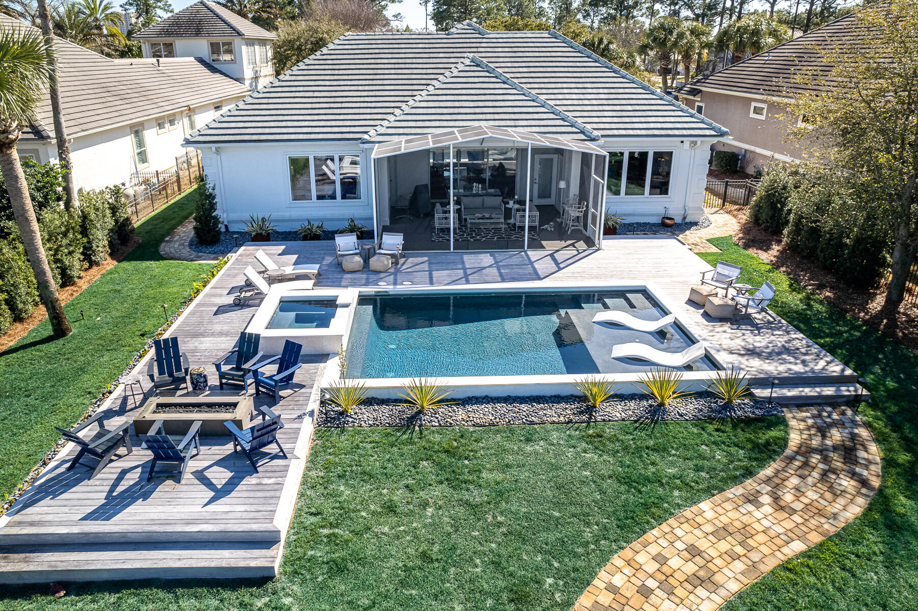 HIGH PINES - Residential