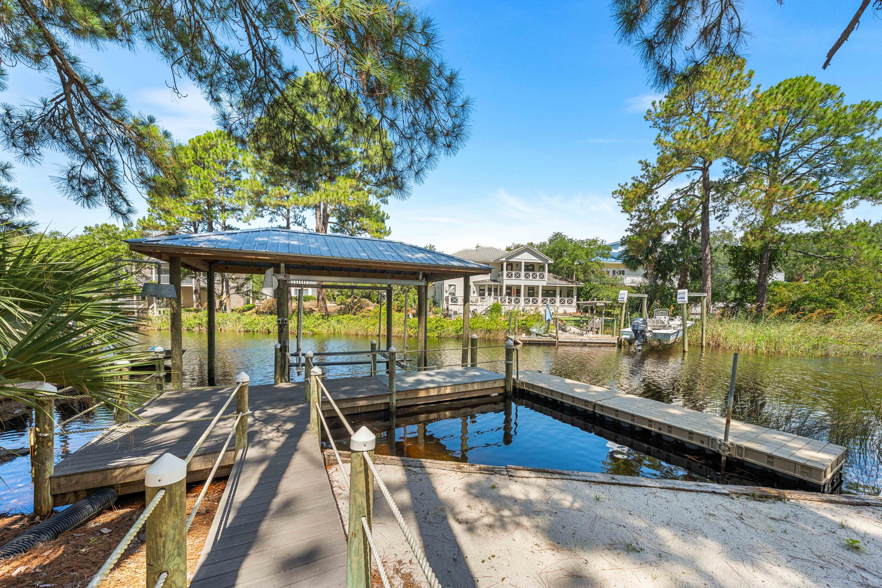 LAKEWOOD OF SEAGROVE BEACH - Residential