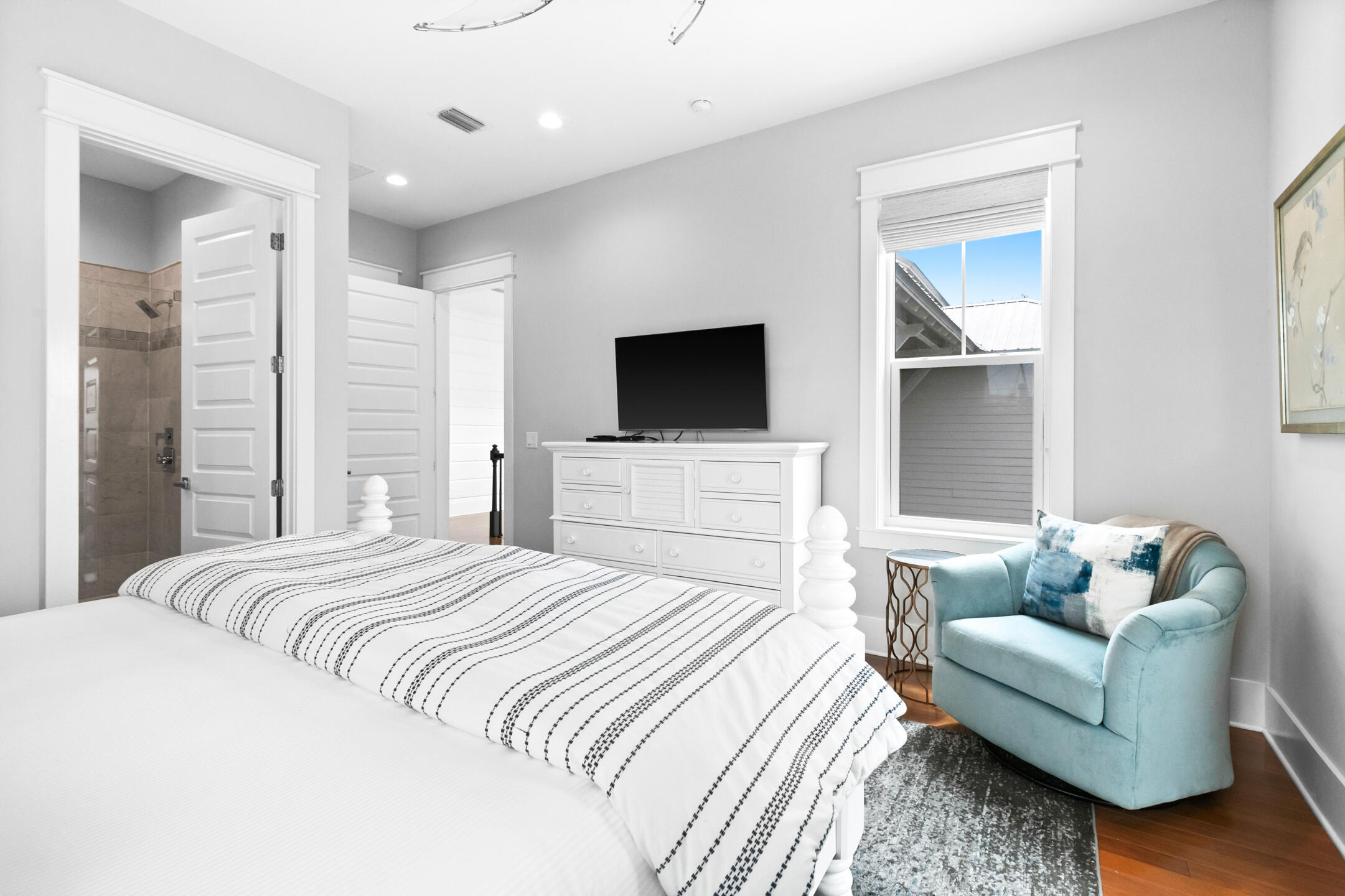 SEABREEZE - Residential