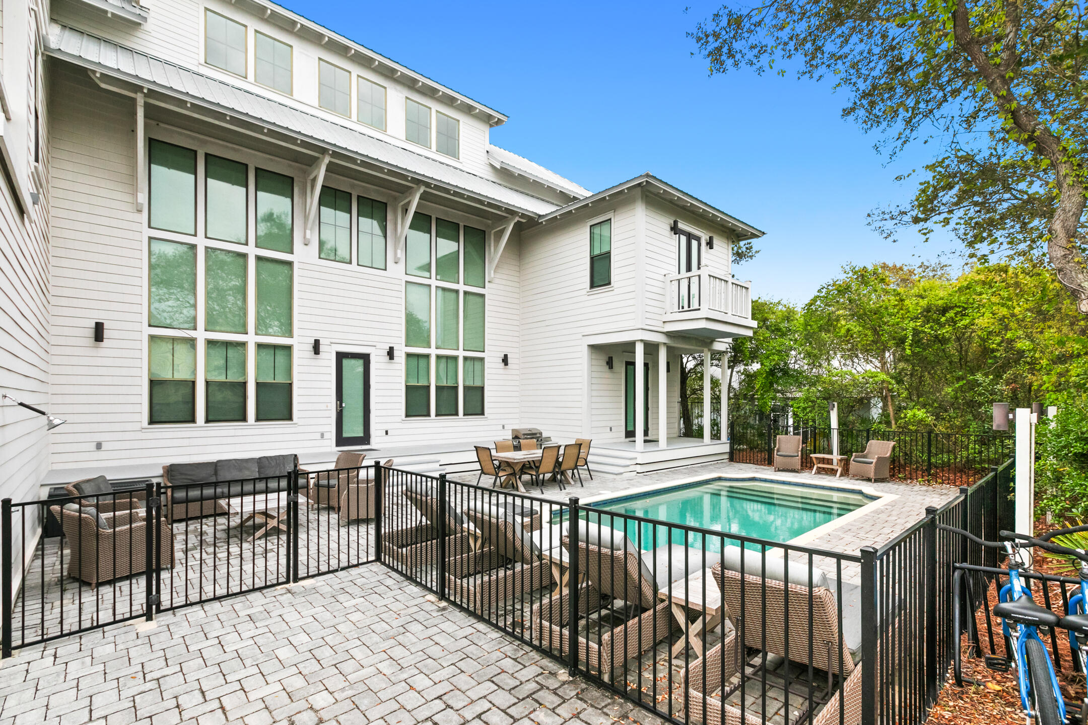 SEABREEZE - Residential