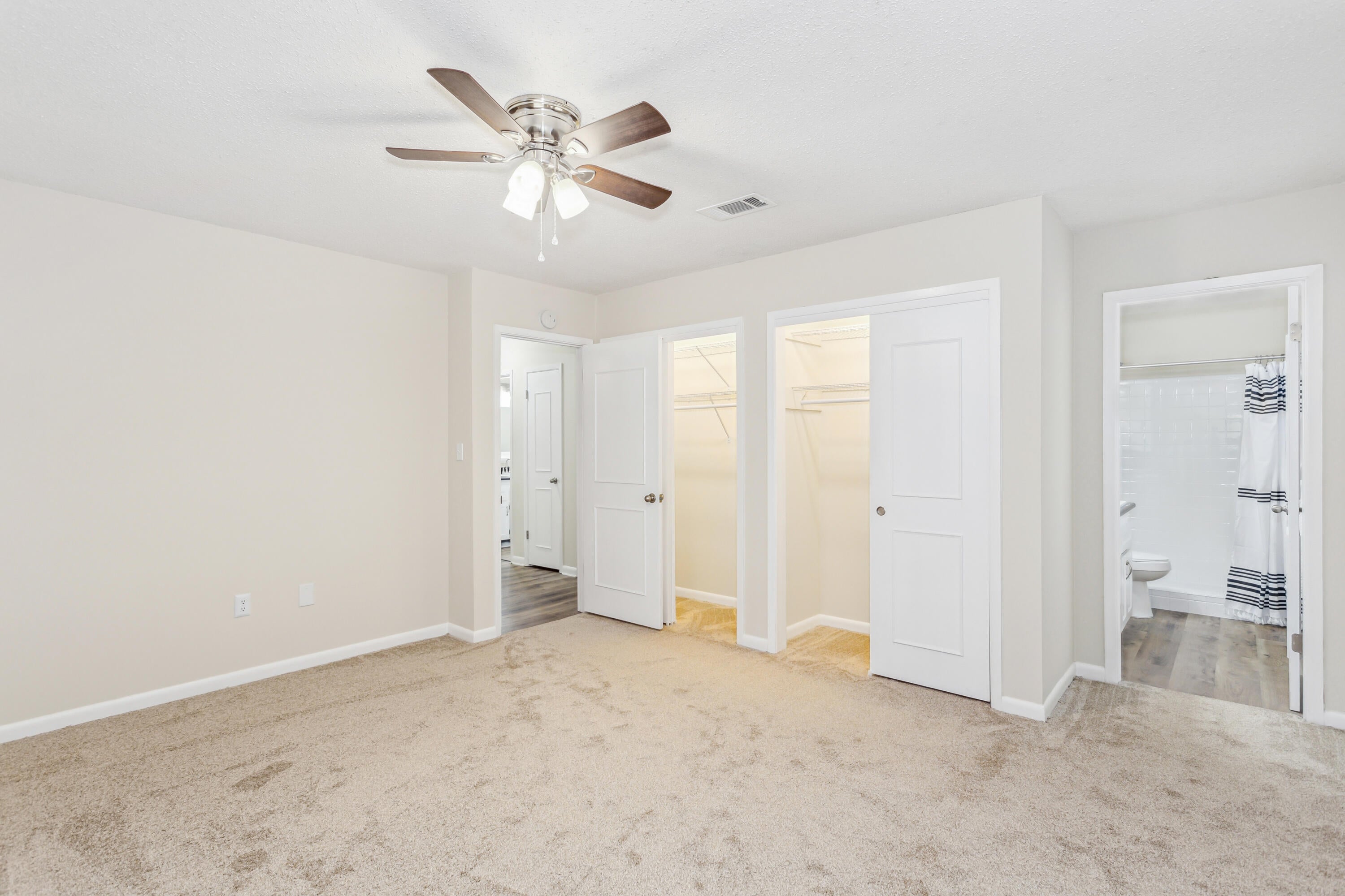 BERKSHIRE WOODS - Residential