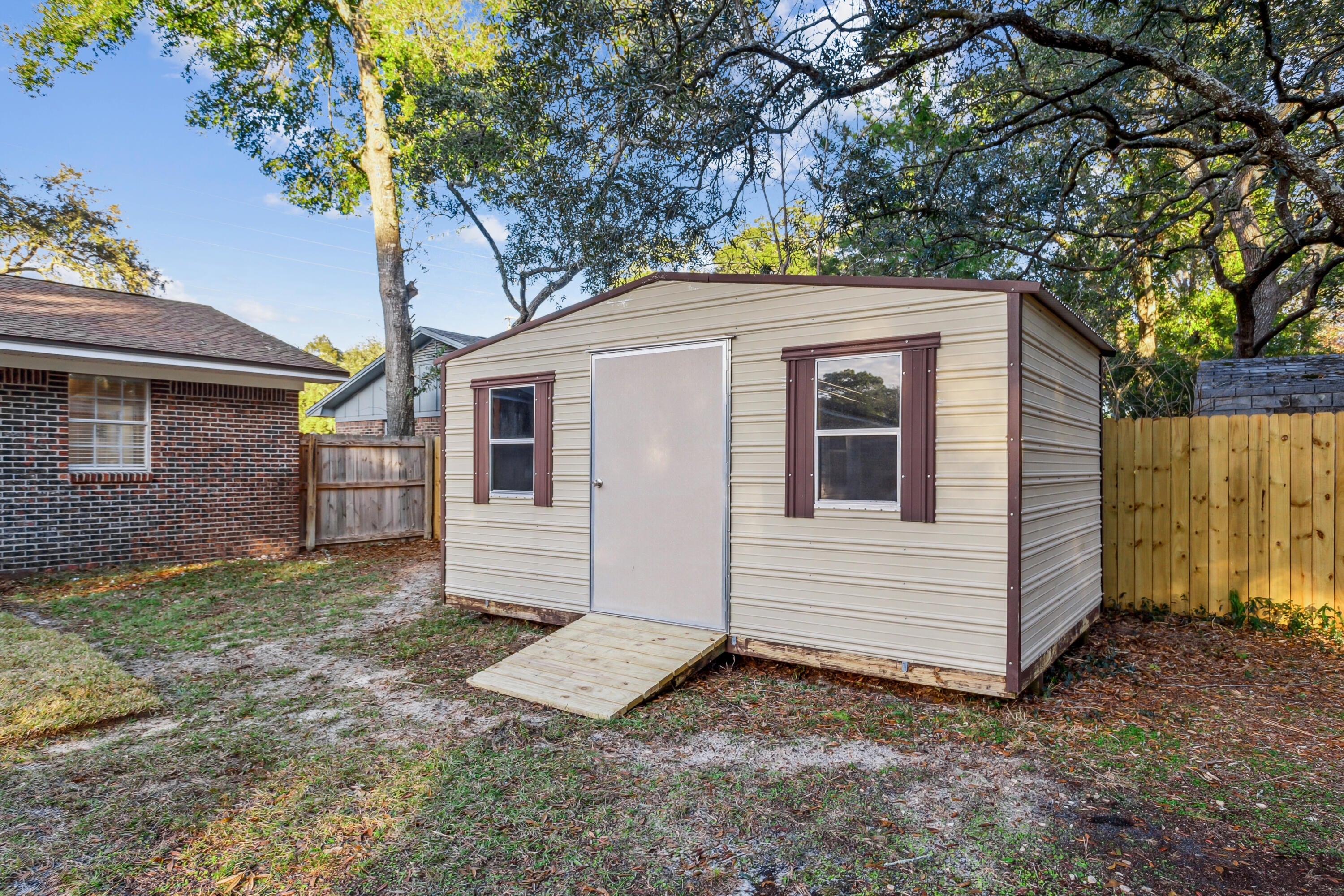 BERKSHIRE WOODS - Residential