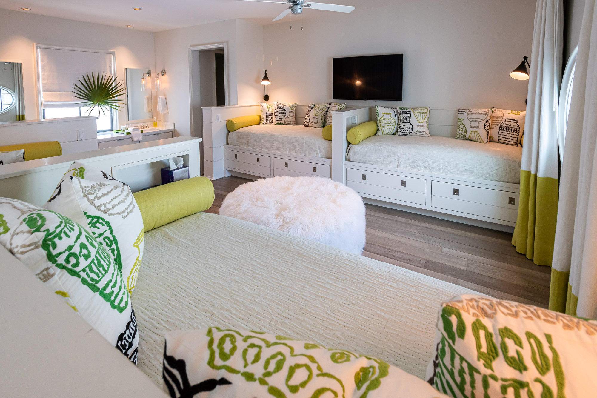 ALYS BEACH - Residential