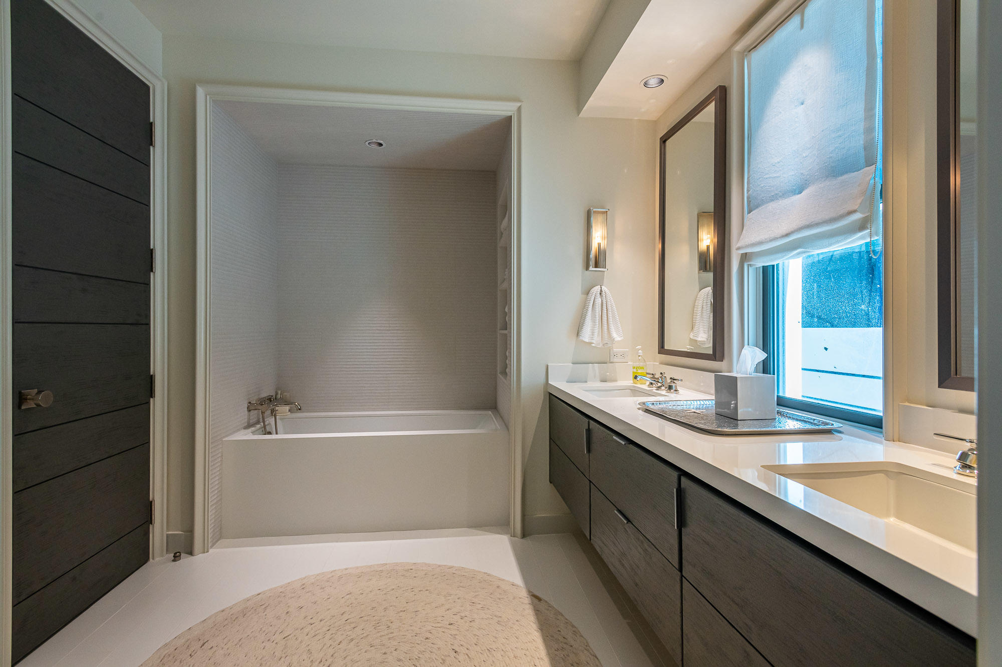 ALYS BEACH - Residential