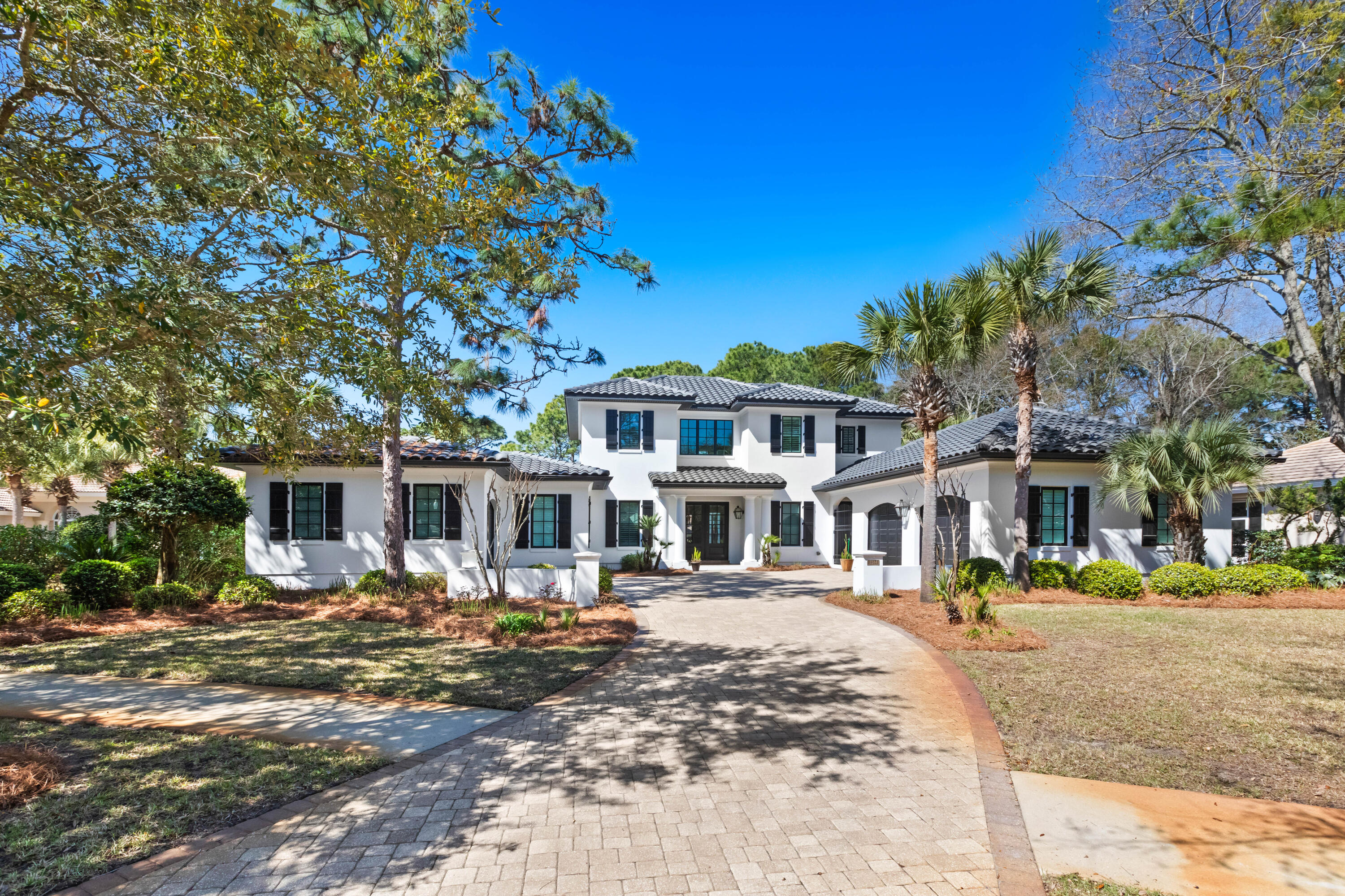 BURNT PINE - Residential