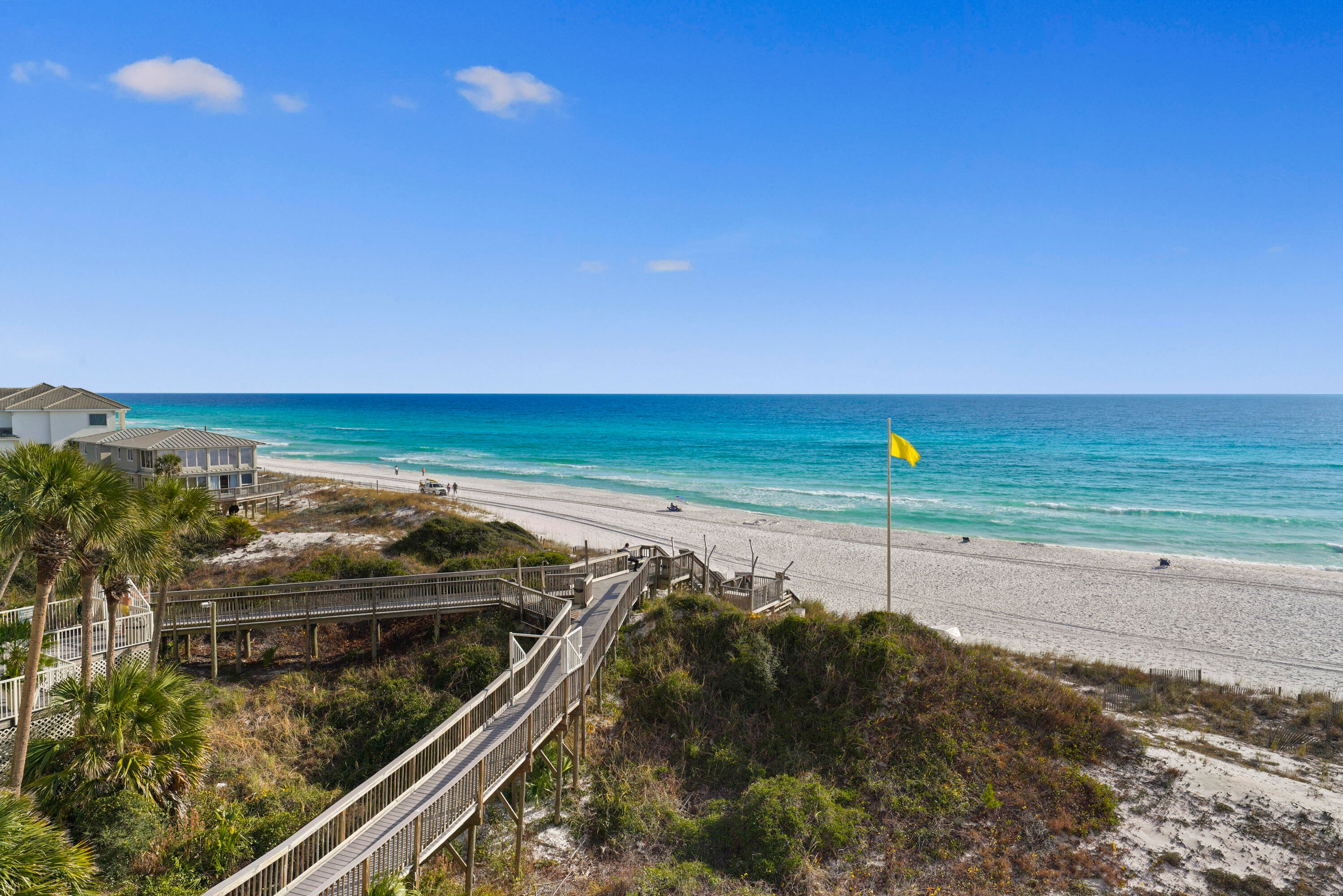 HIDDEN DUNES GRAND VILLAS - Residential