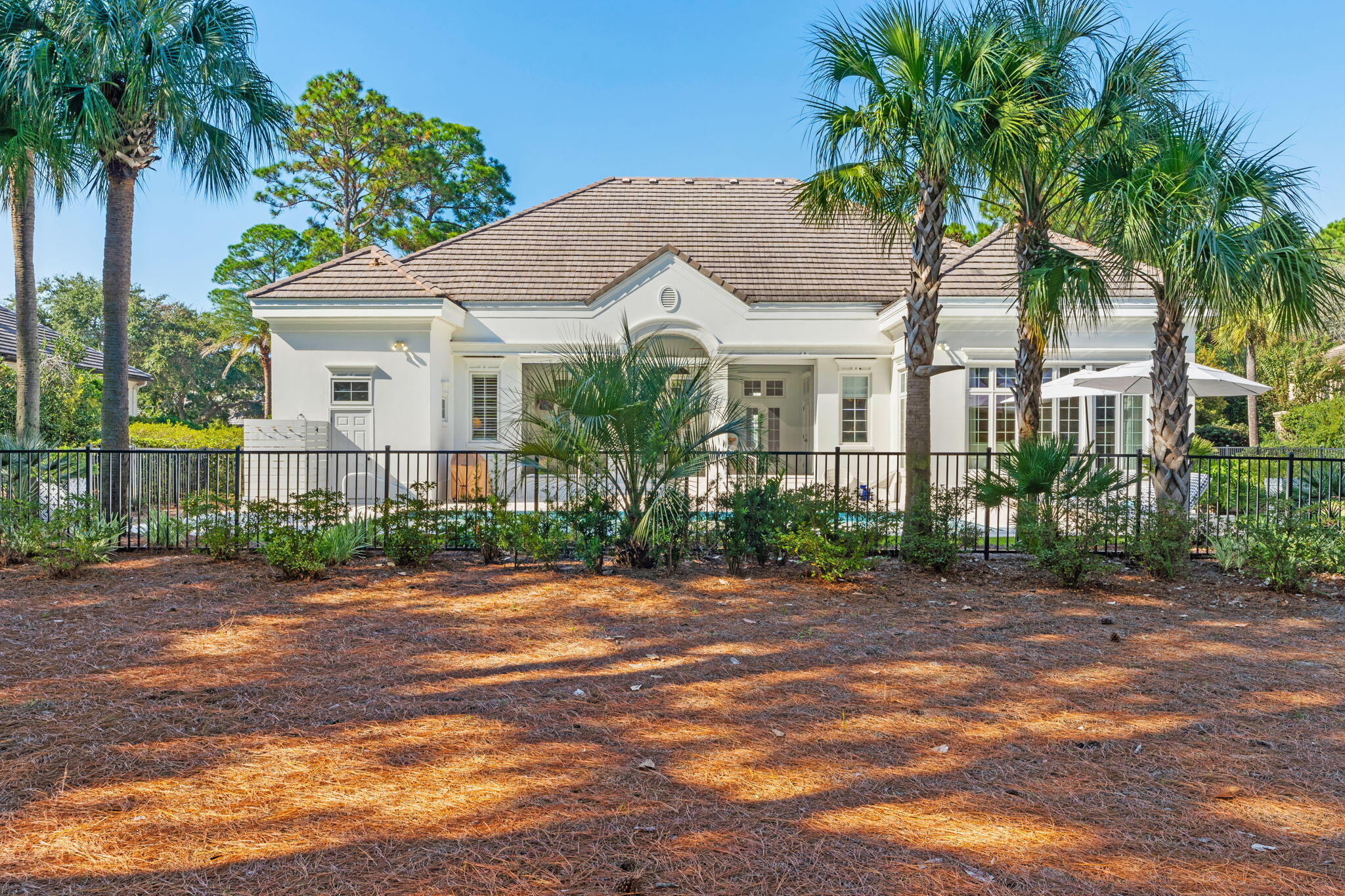 BURNT PINE - Residential