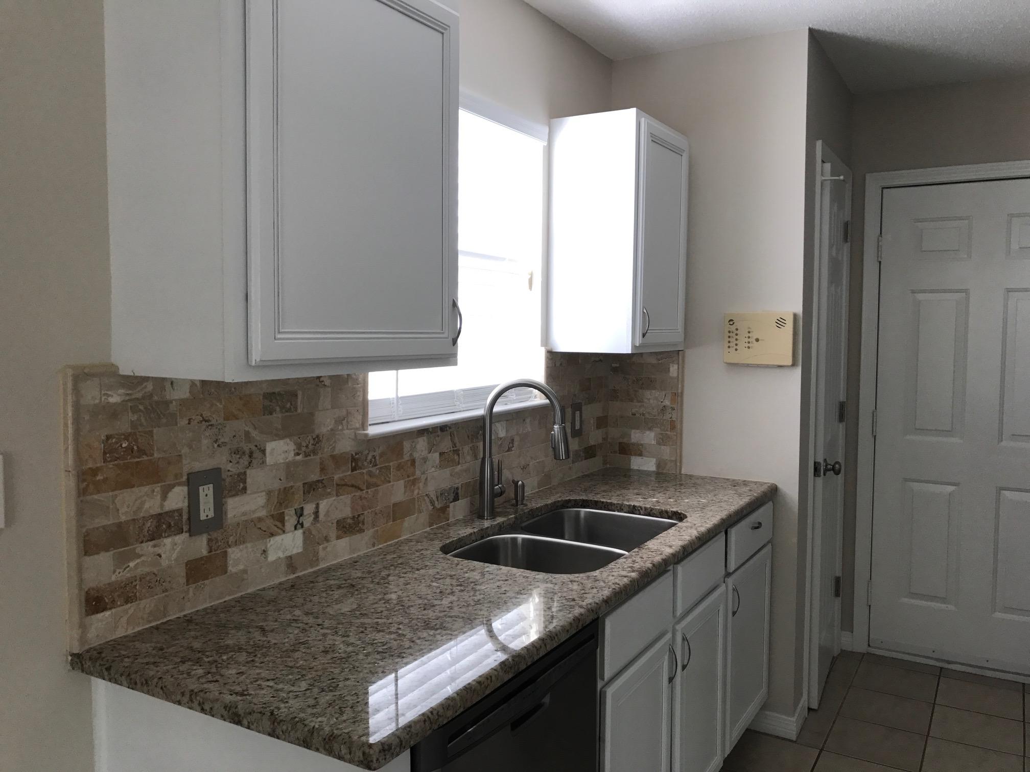 CRESCENT SHORES - Residential