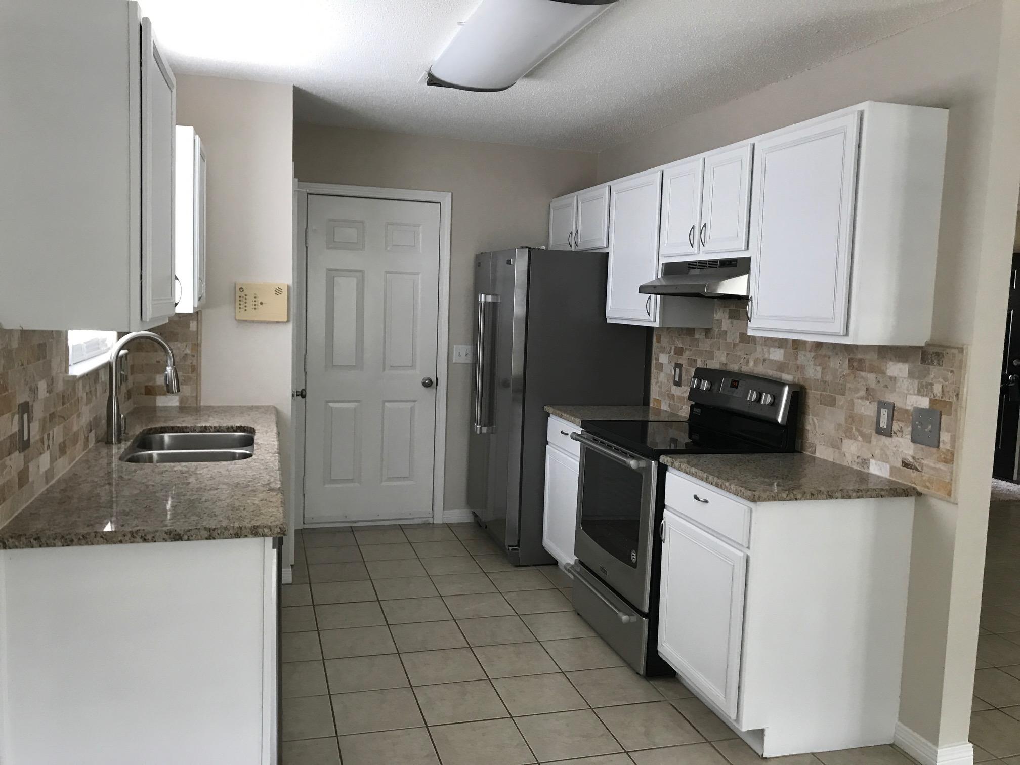 CRESCENT SHORES - Residential