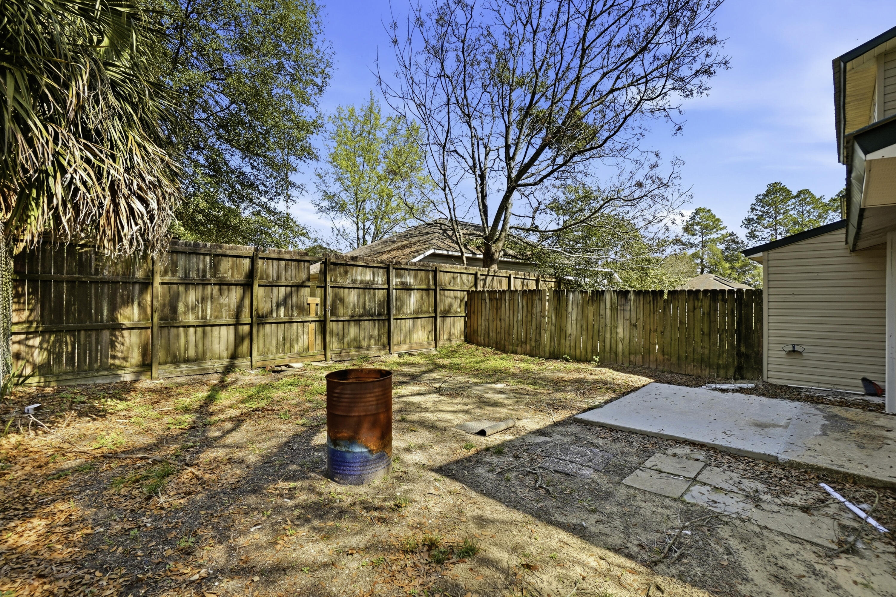 PEPPERTREE T/H - Residential