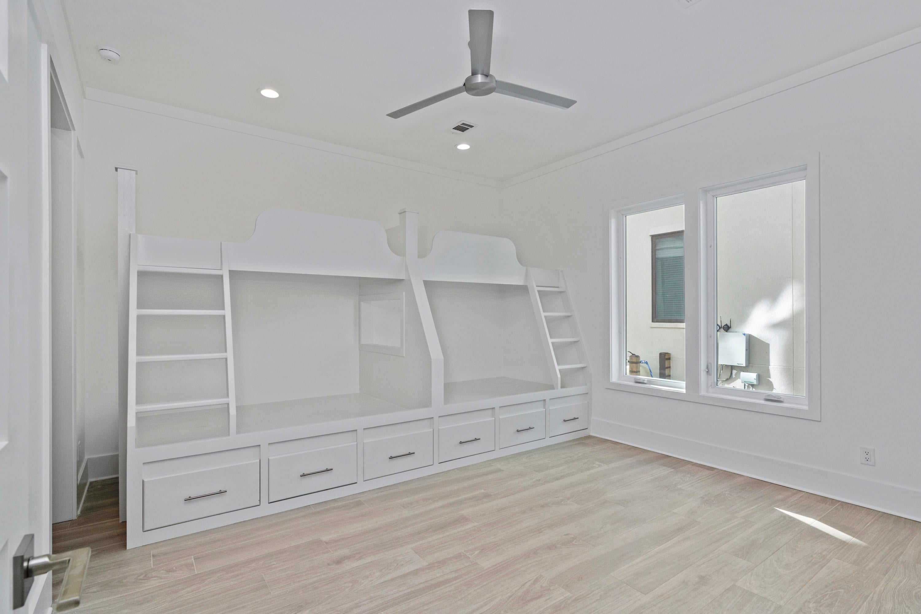 Spires Second Add S/D - Residential
