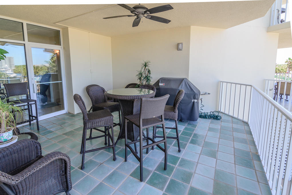 WATERVIEW TOWERS PH 2 - Residential