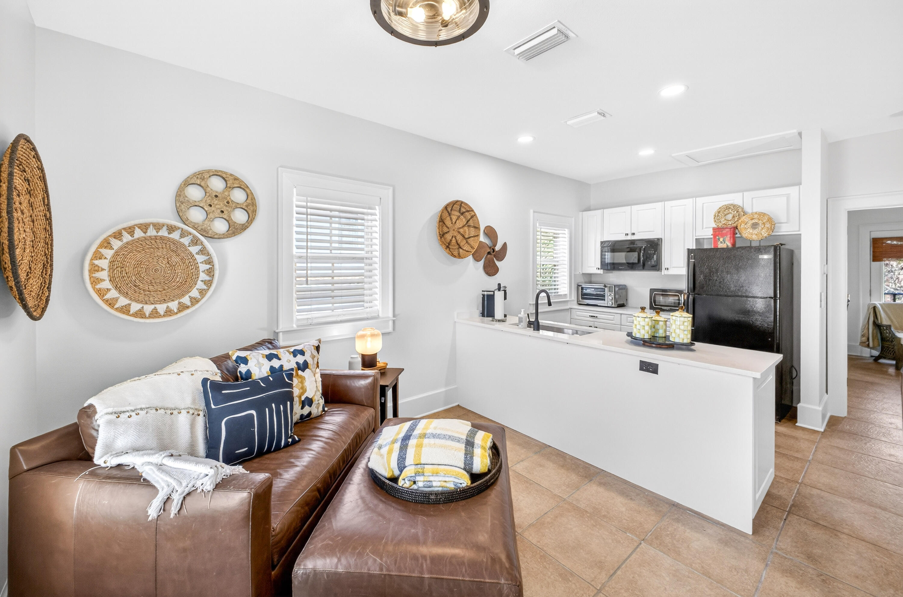 BURNT PINE - Residential
