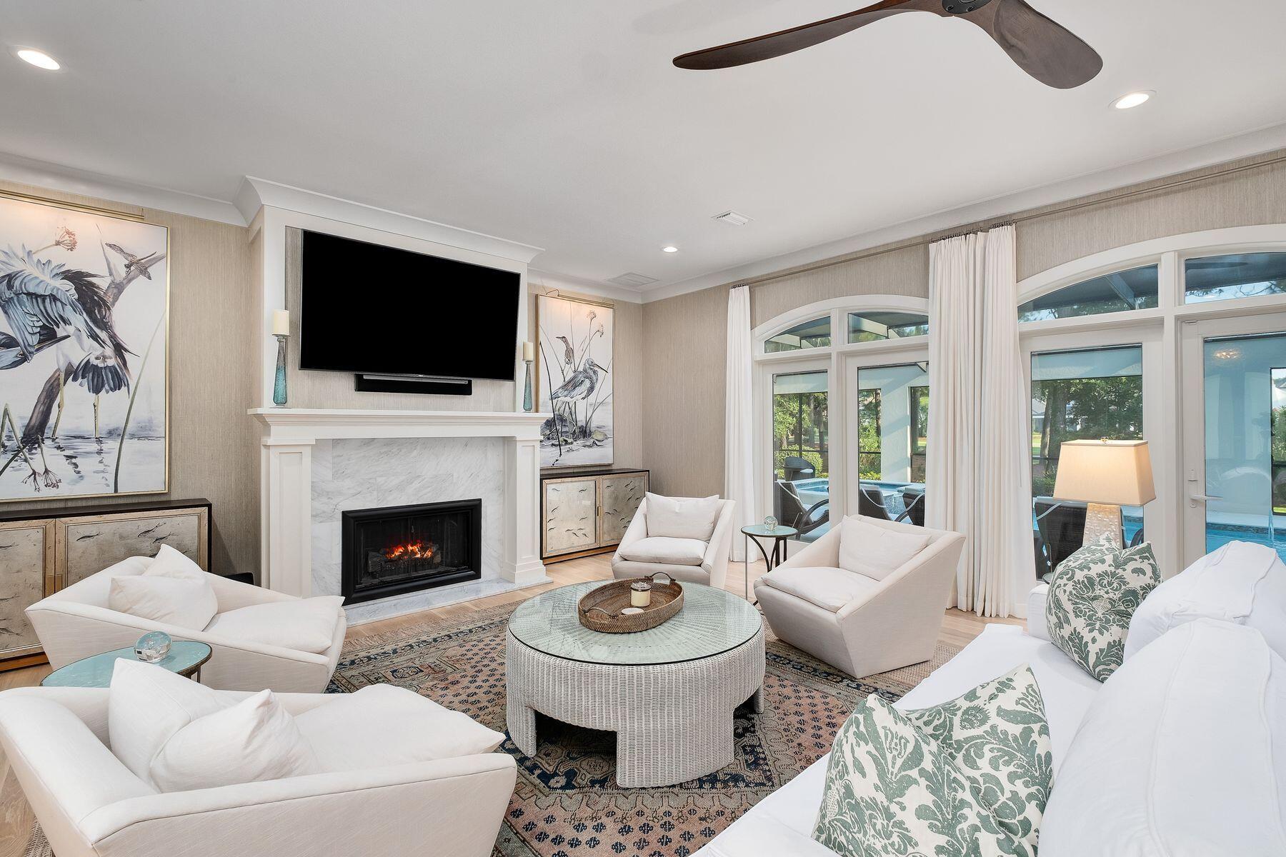 BURNT PINE - Residential