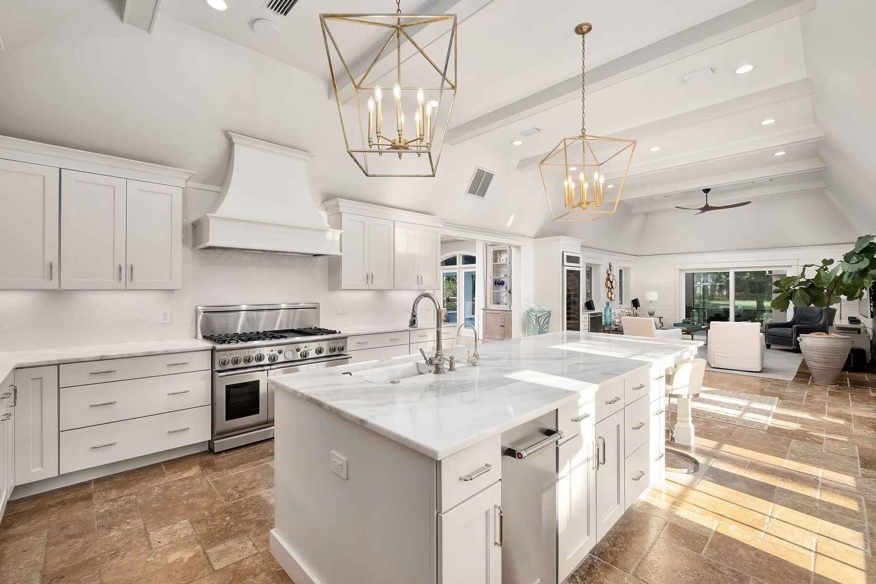 BURNT PINE - Residential