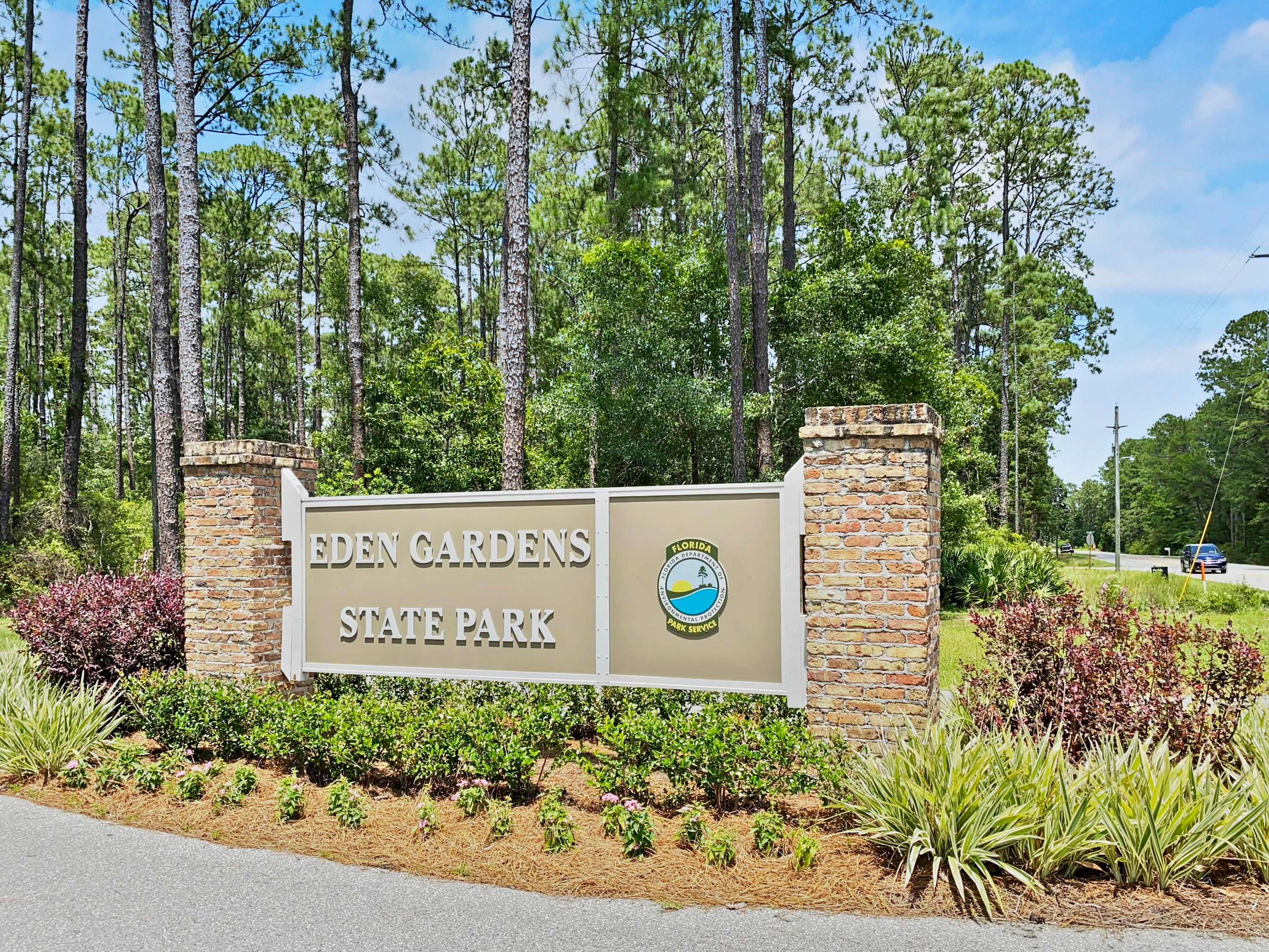 OAKS AT EDEN - Residential