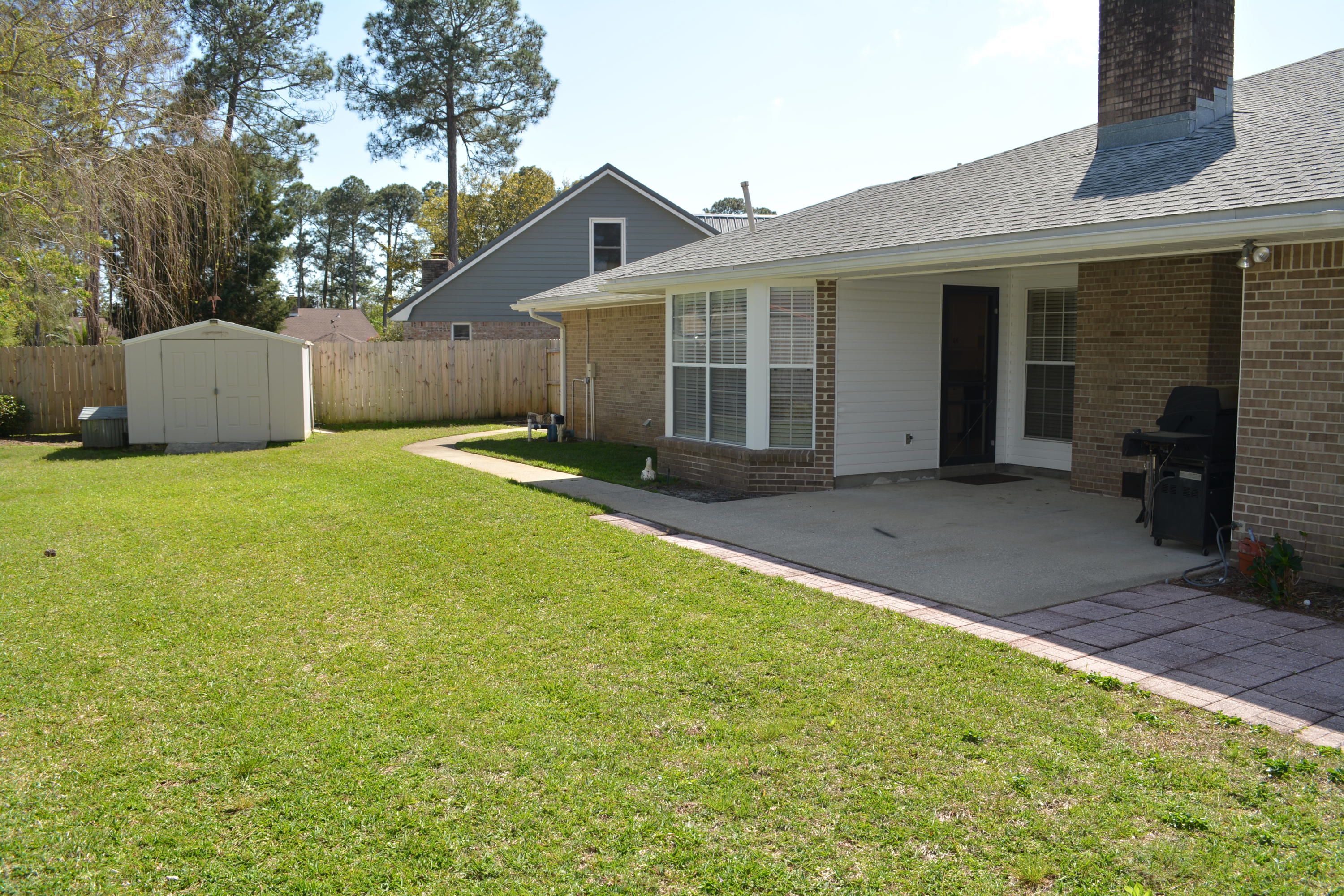 TANGLEWOOD S/D 2ND ADDN - Residential Lease