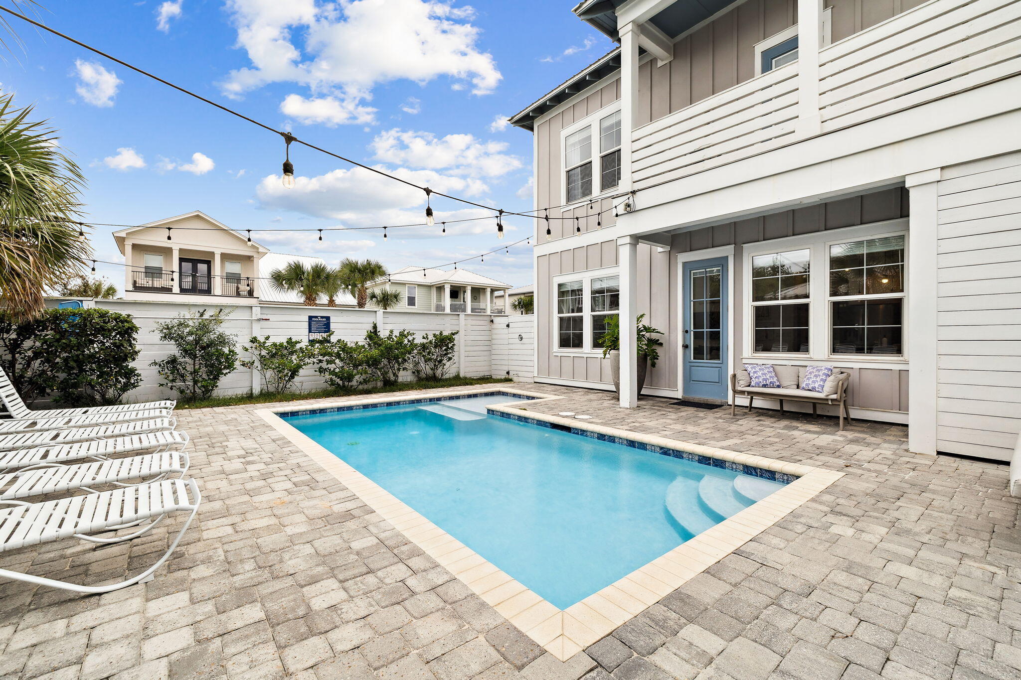 FRANGISTA BEACH 2ND ADDN - Residential