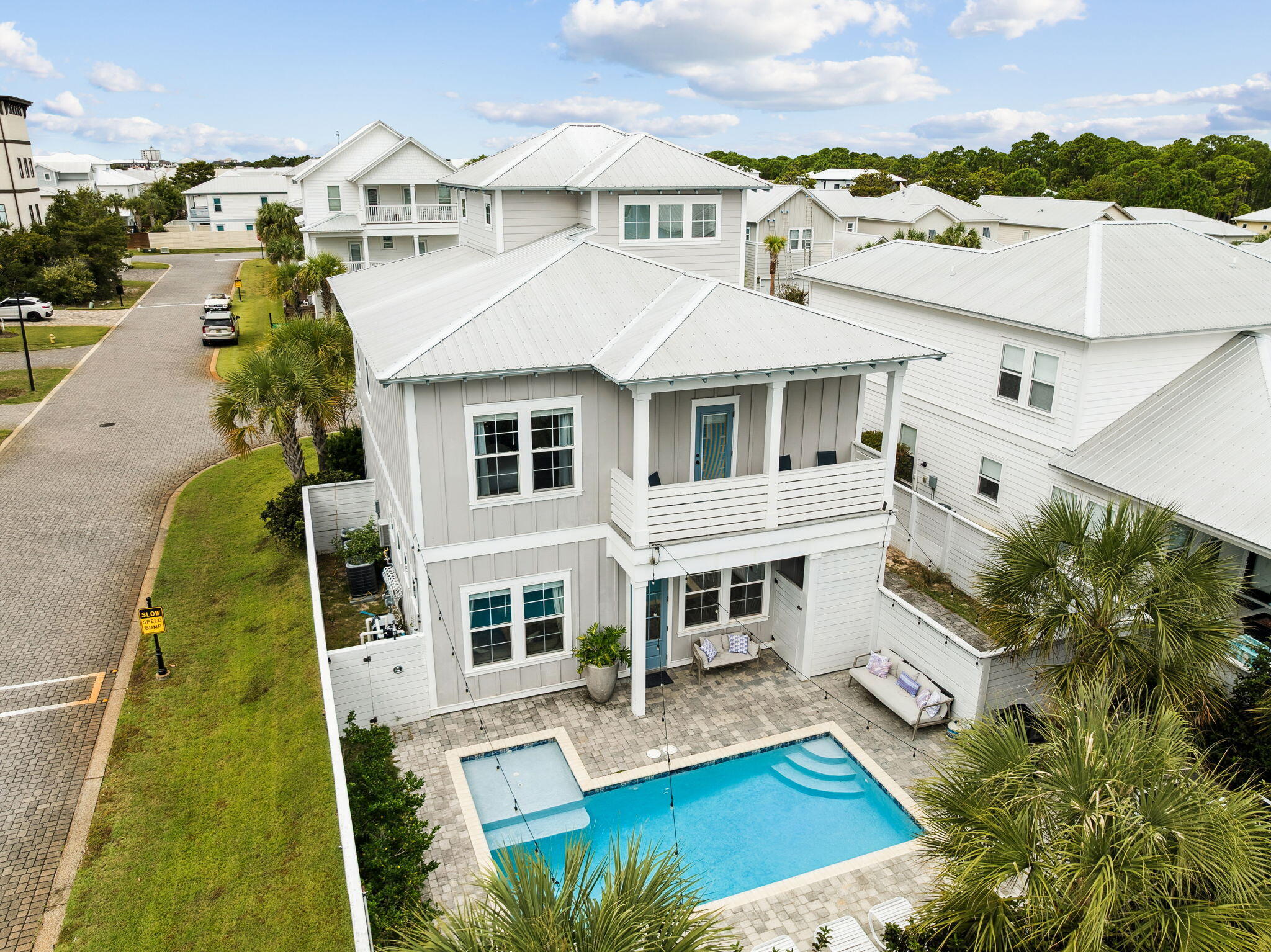 FRANGISTA BEACH 2ND ADDN - Residential