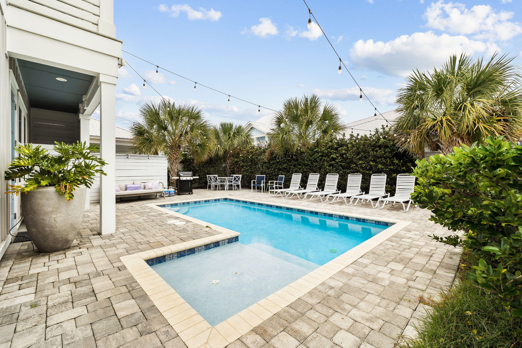 FRANGISTA BEACH 2ND ADDN - Residential