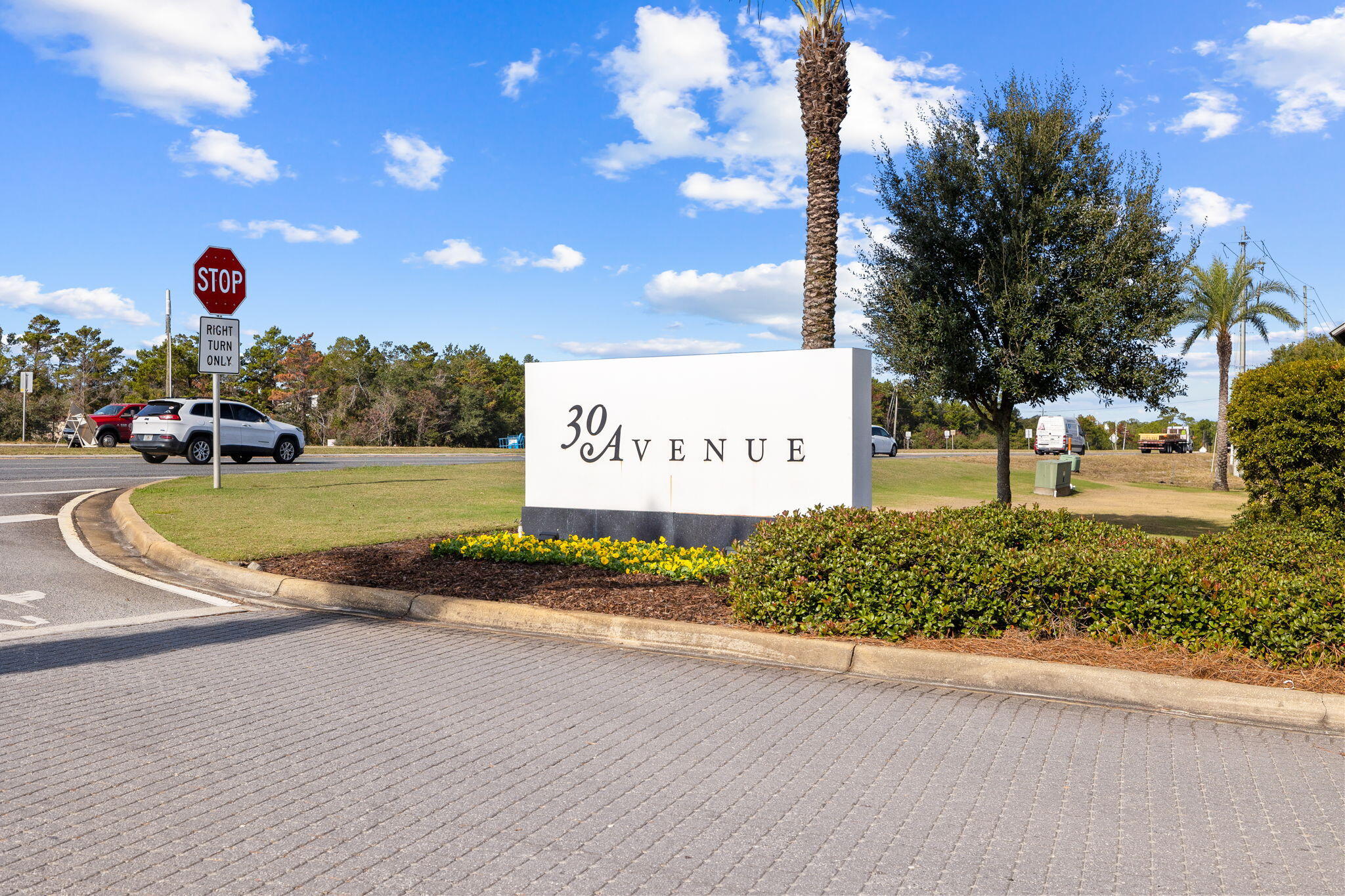 POMPANO PLACE - Land
