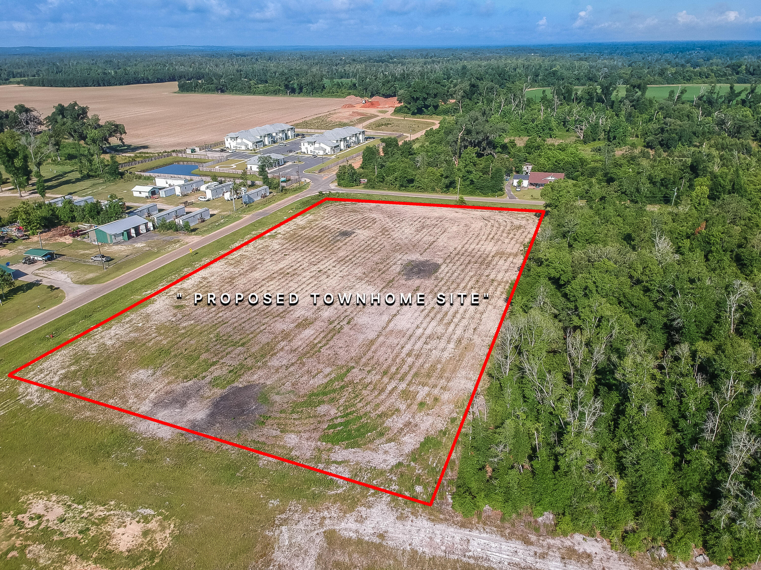 NO RECORDED SUBDIVISION - Land