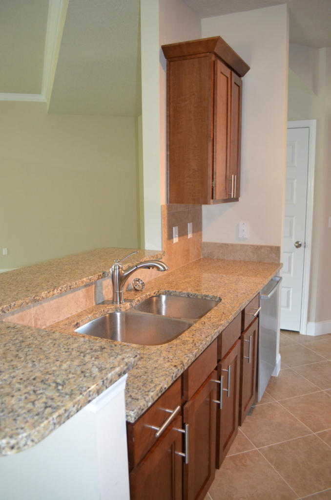 KAITLYNS PRESERVE - Residential Lease