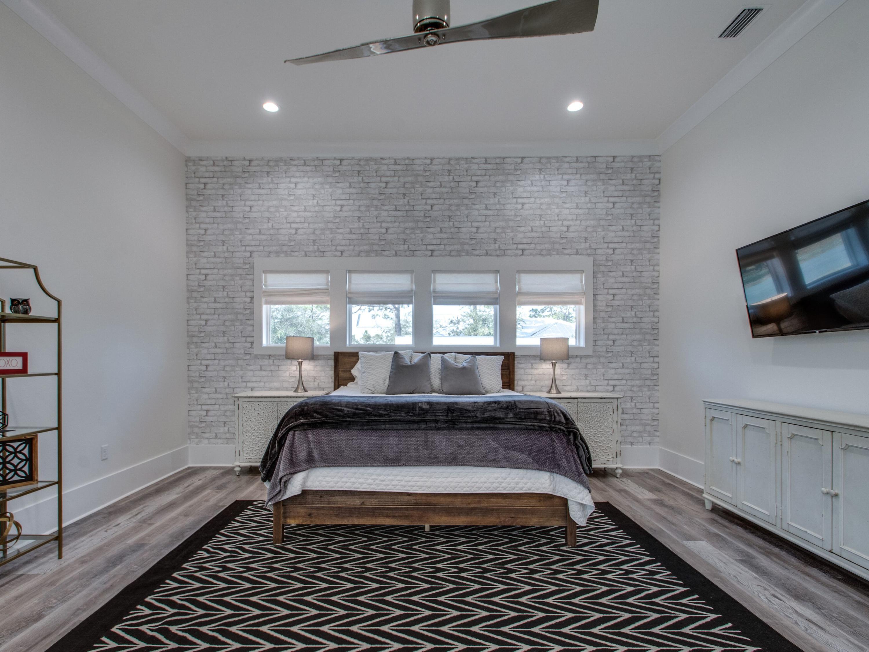THE PINES OF BLUE MOUNTAIN BEACH - Residential