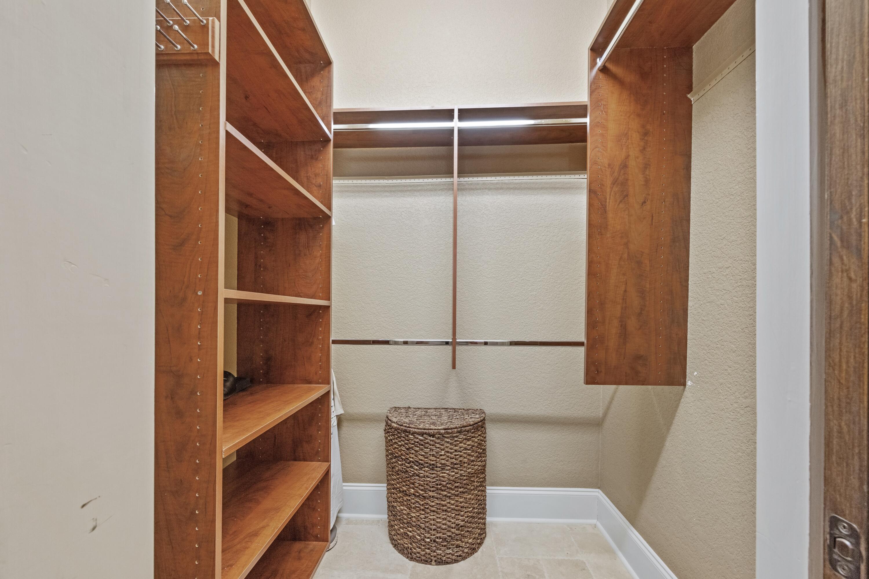 REGATTA BAY PH 1 - Residential