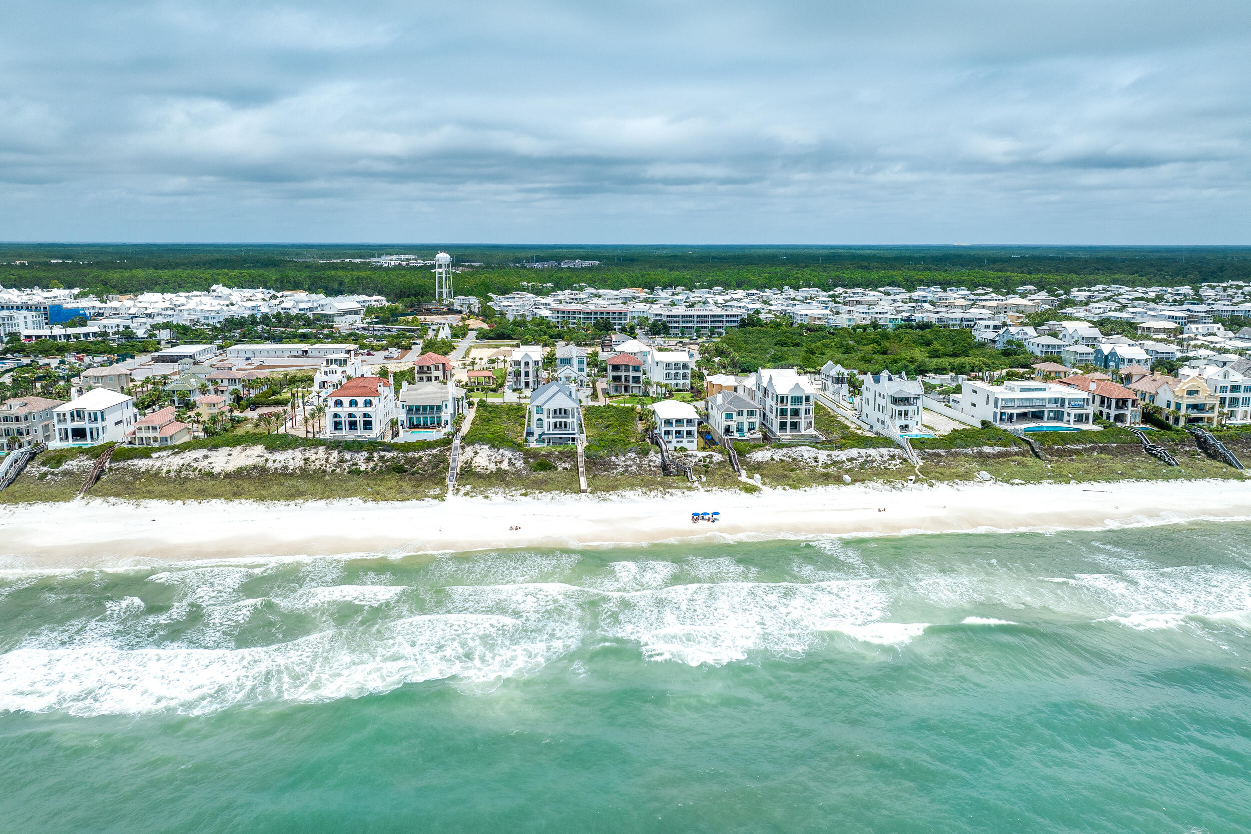 PARADISE BY THE SEA - Residential