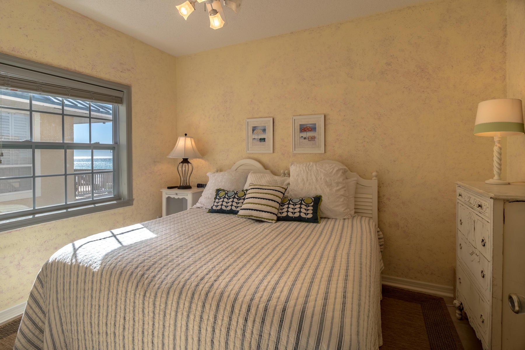 EASTERN LAKE S/D - Residential