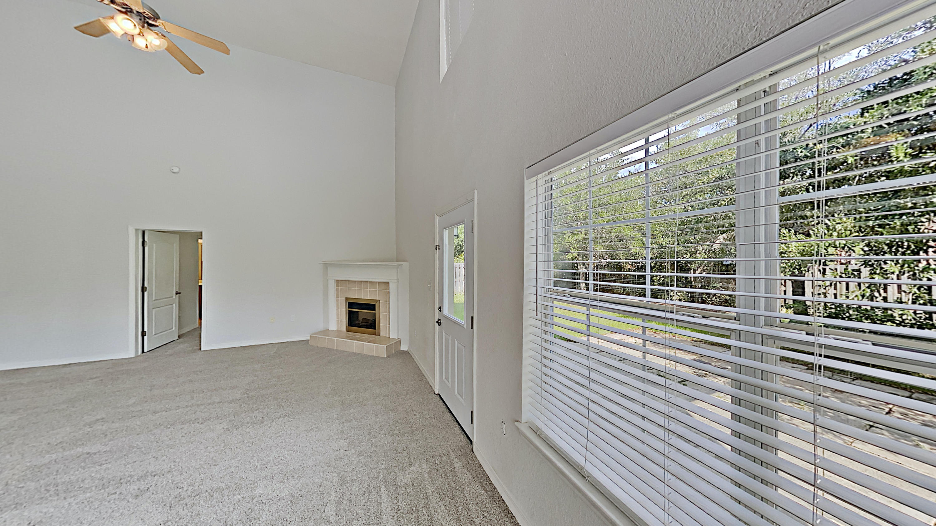 DRIFTWOOD ESTATES - Residential Lease