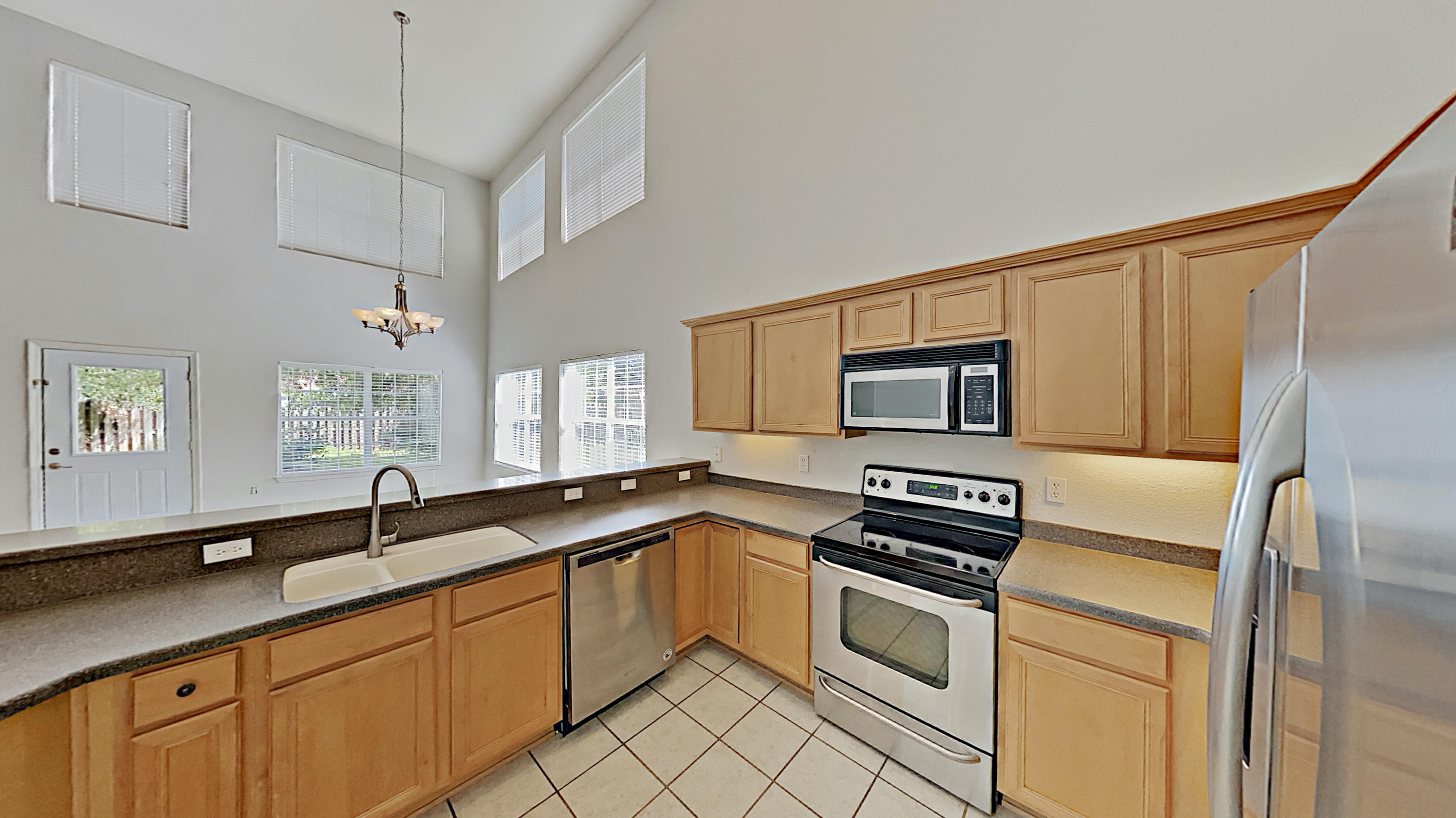 DRIFTWOOD ESTATES - Residential Lease