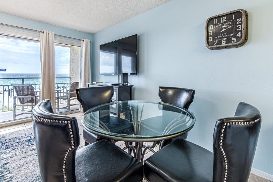 CRYSTAL SANDS CONDO - Residential