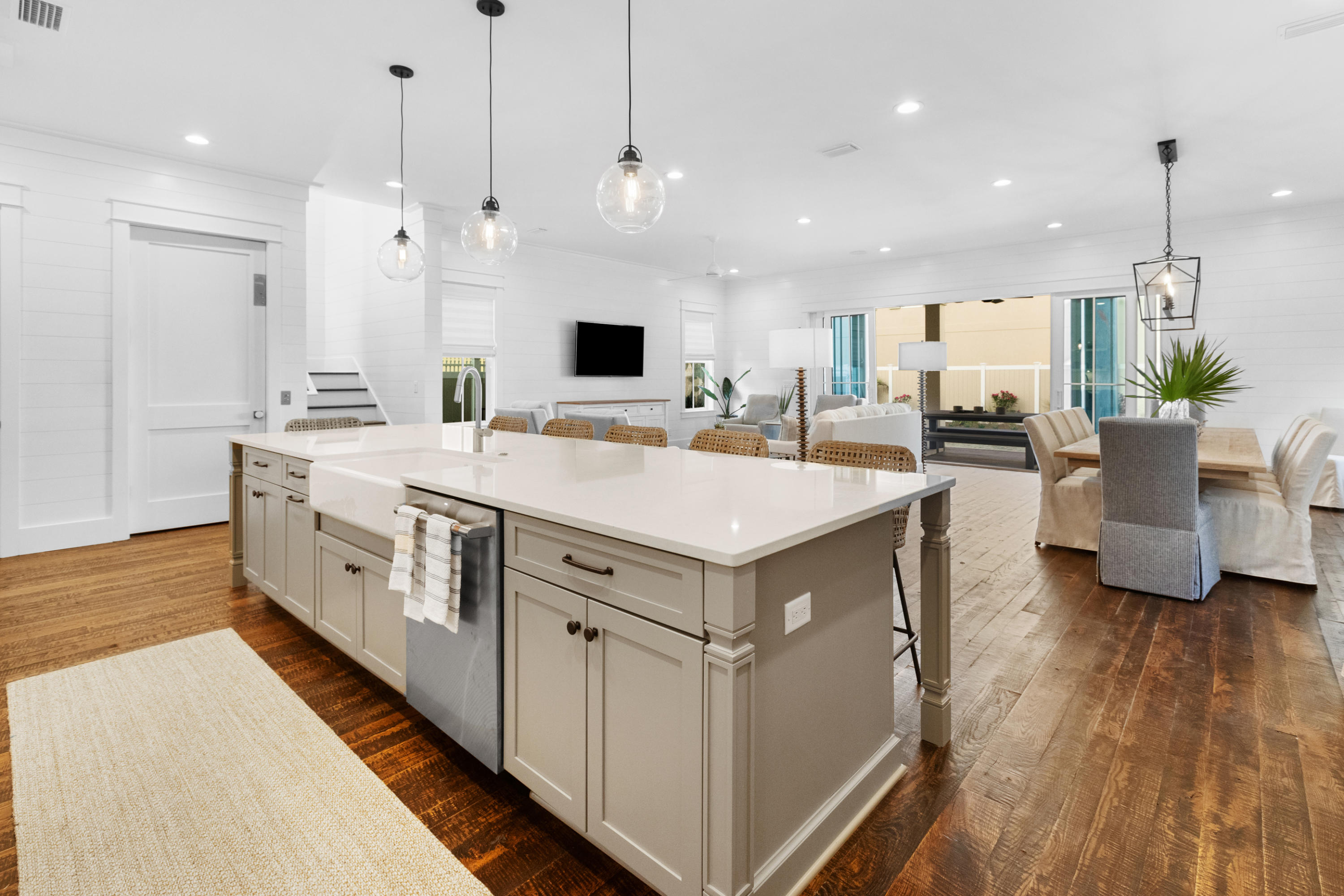 GULF SHORE MANOR - Residential