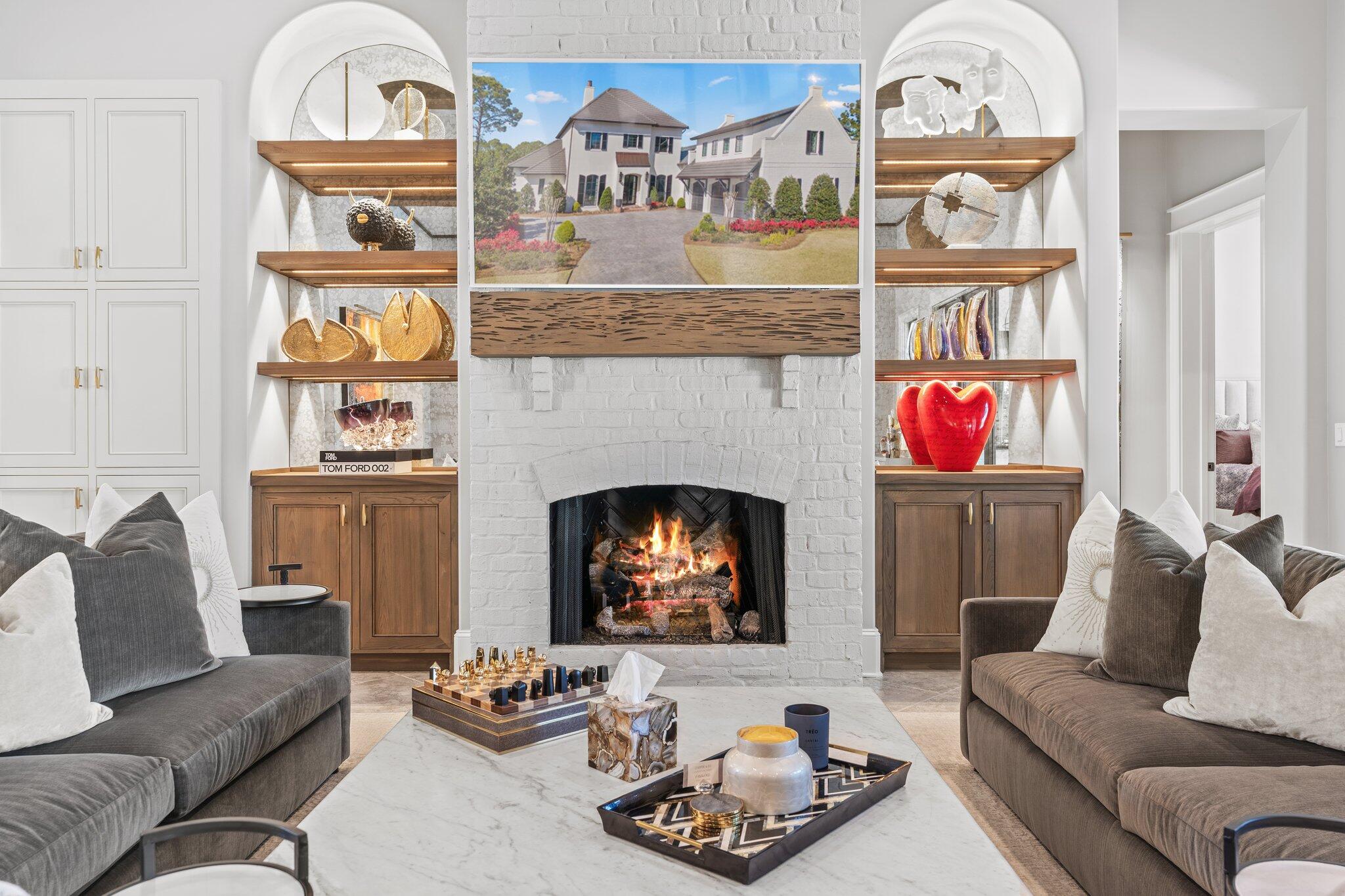 BURNT PINE - Residential