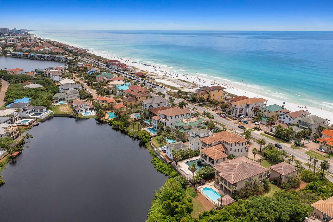 GRAND PALMS S/D - Residential