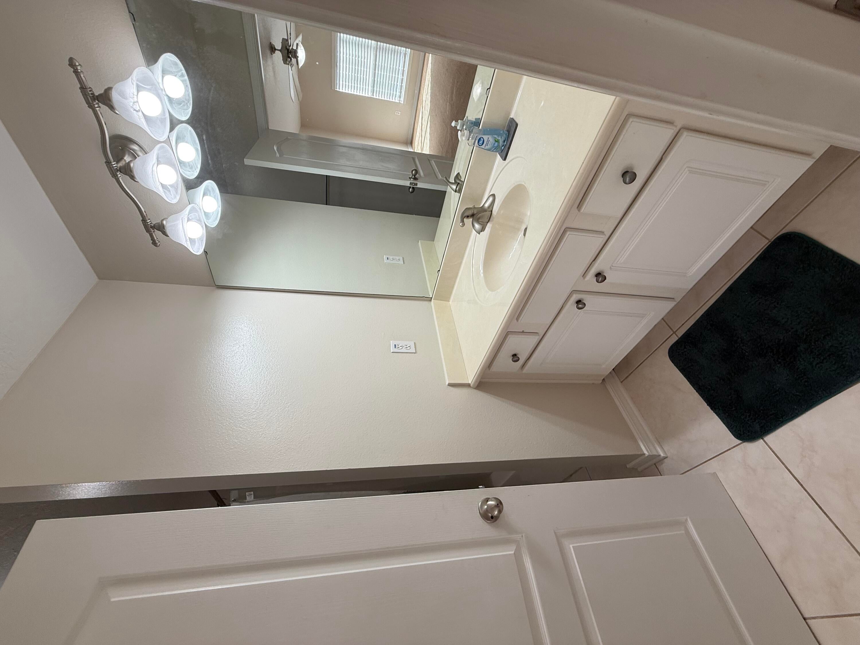 BRIDGEPORT COLONY - Residential Lease