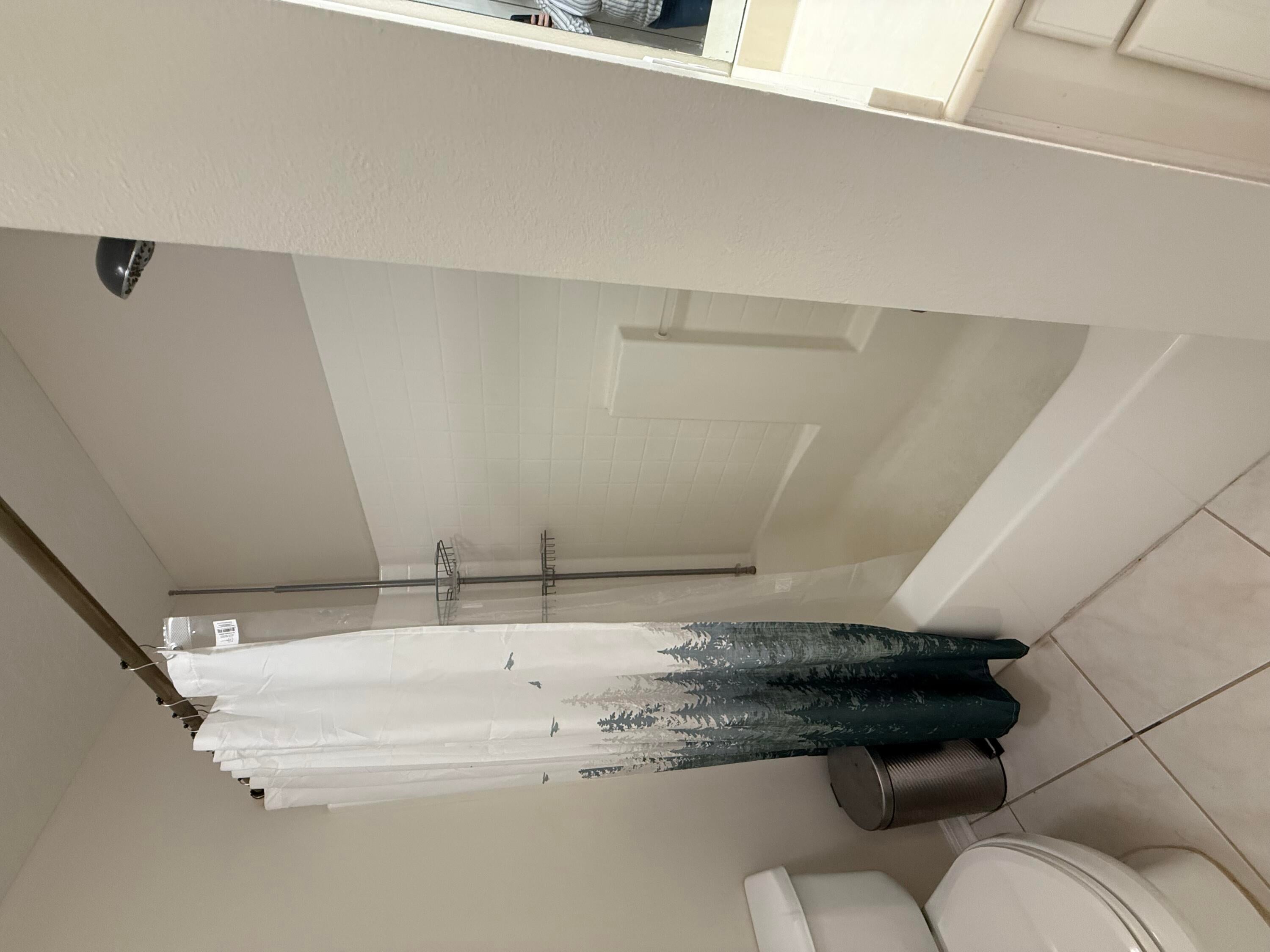 BRIDGEPORT COLONY - Residential Lease