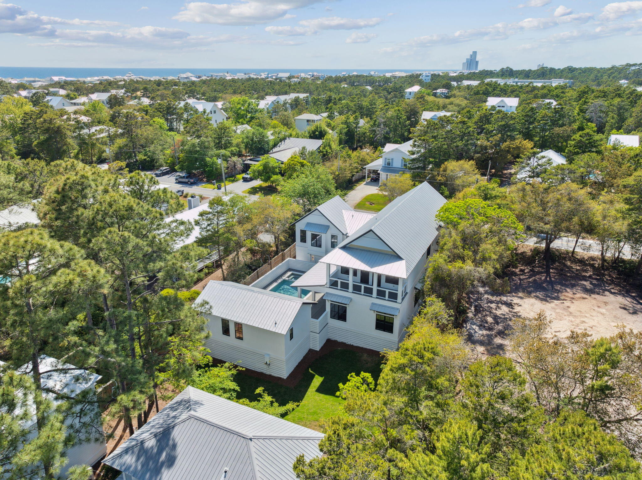 EASTERN LAKE S/D - Residential