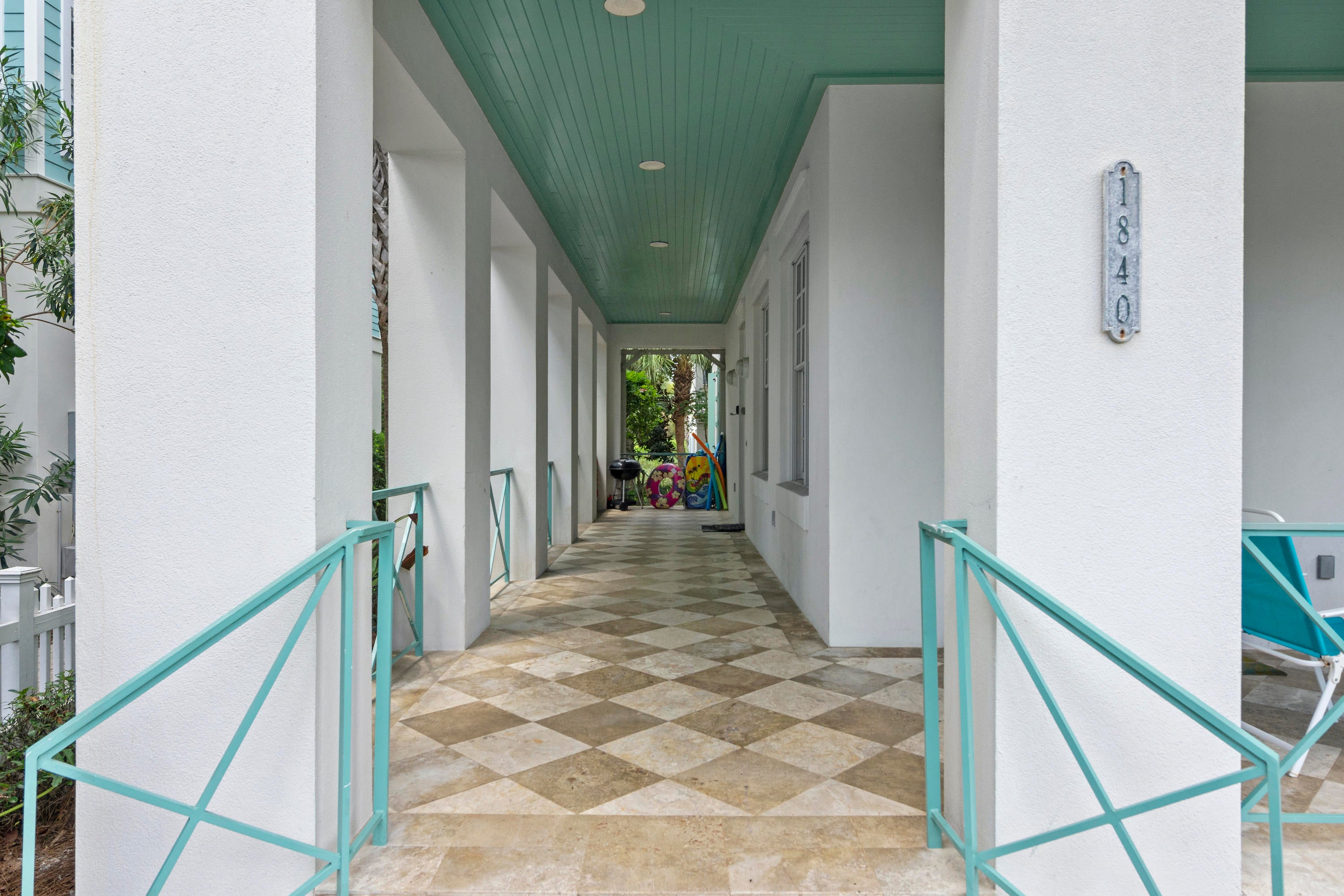 FRANGISTA BEACH 1ST ADDN - Residential
