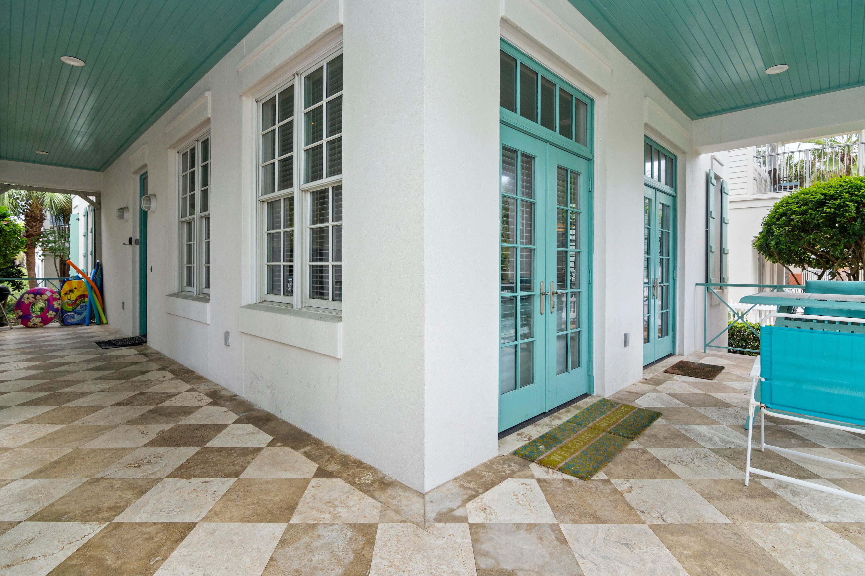 FRANGISTA BEACH 1ST ADDN - Residential